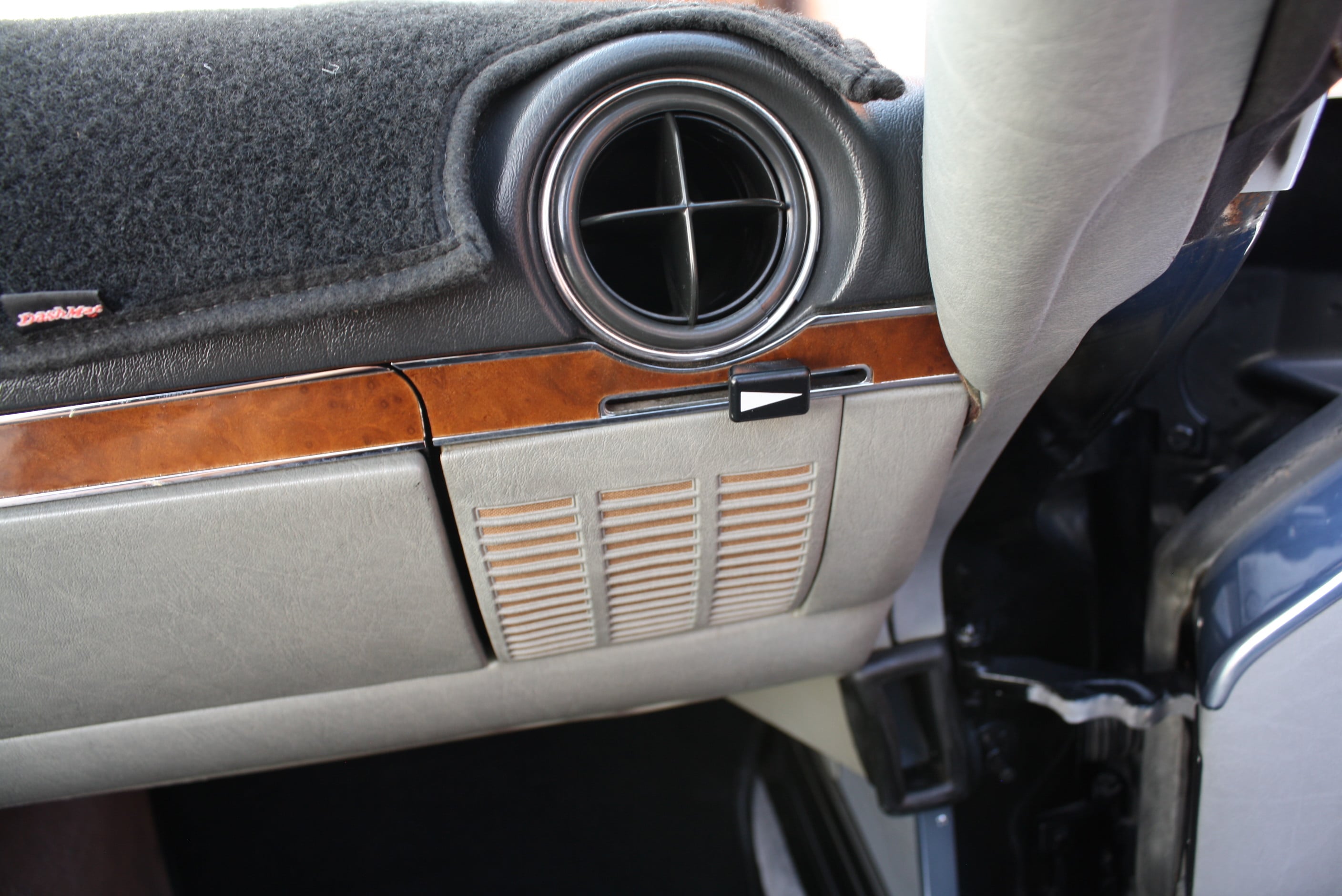 1986 Mercedes Benz 560SL 54k original miles