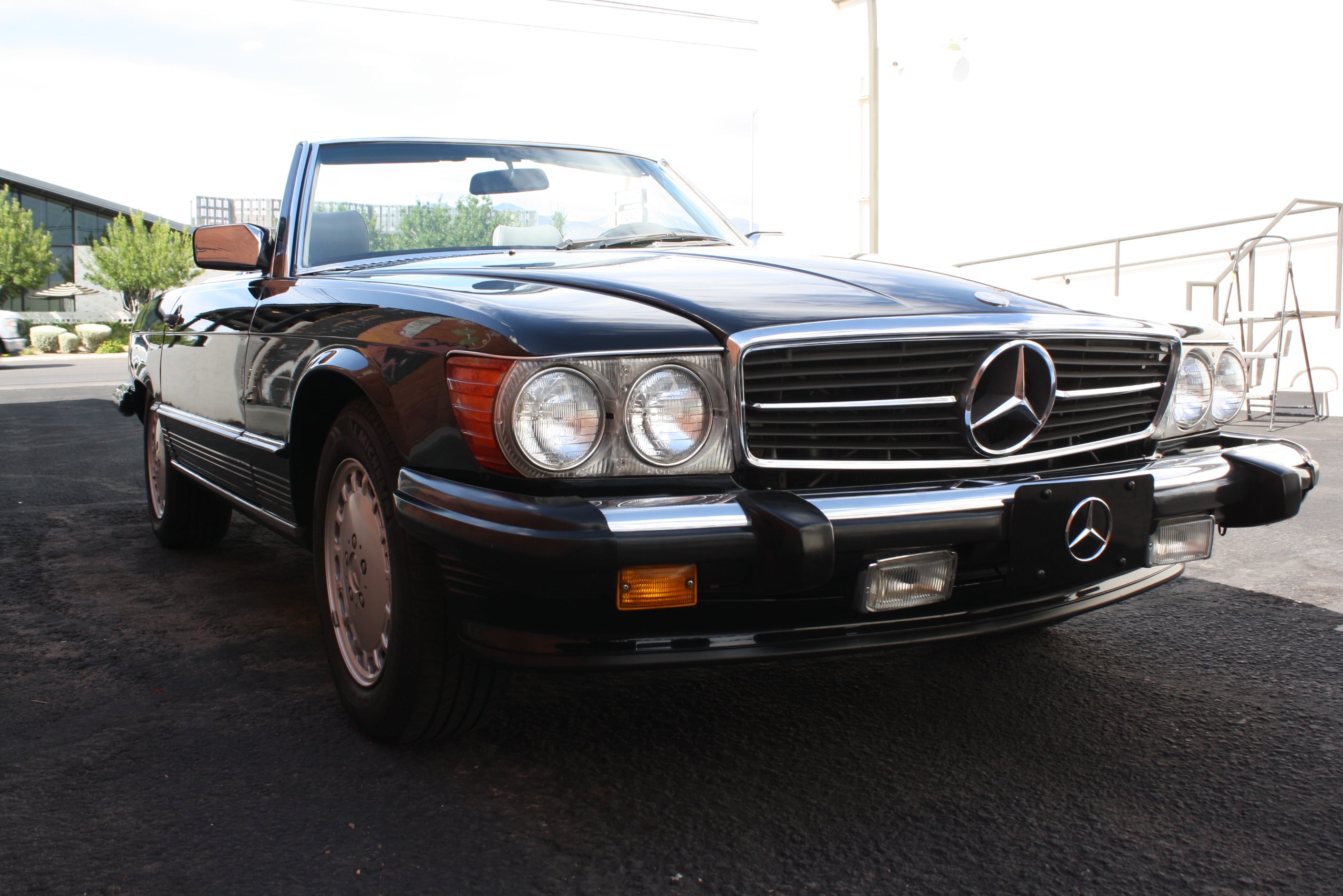 1986 Mercedes Benz 560SL 54k original miles