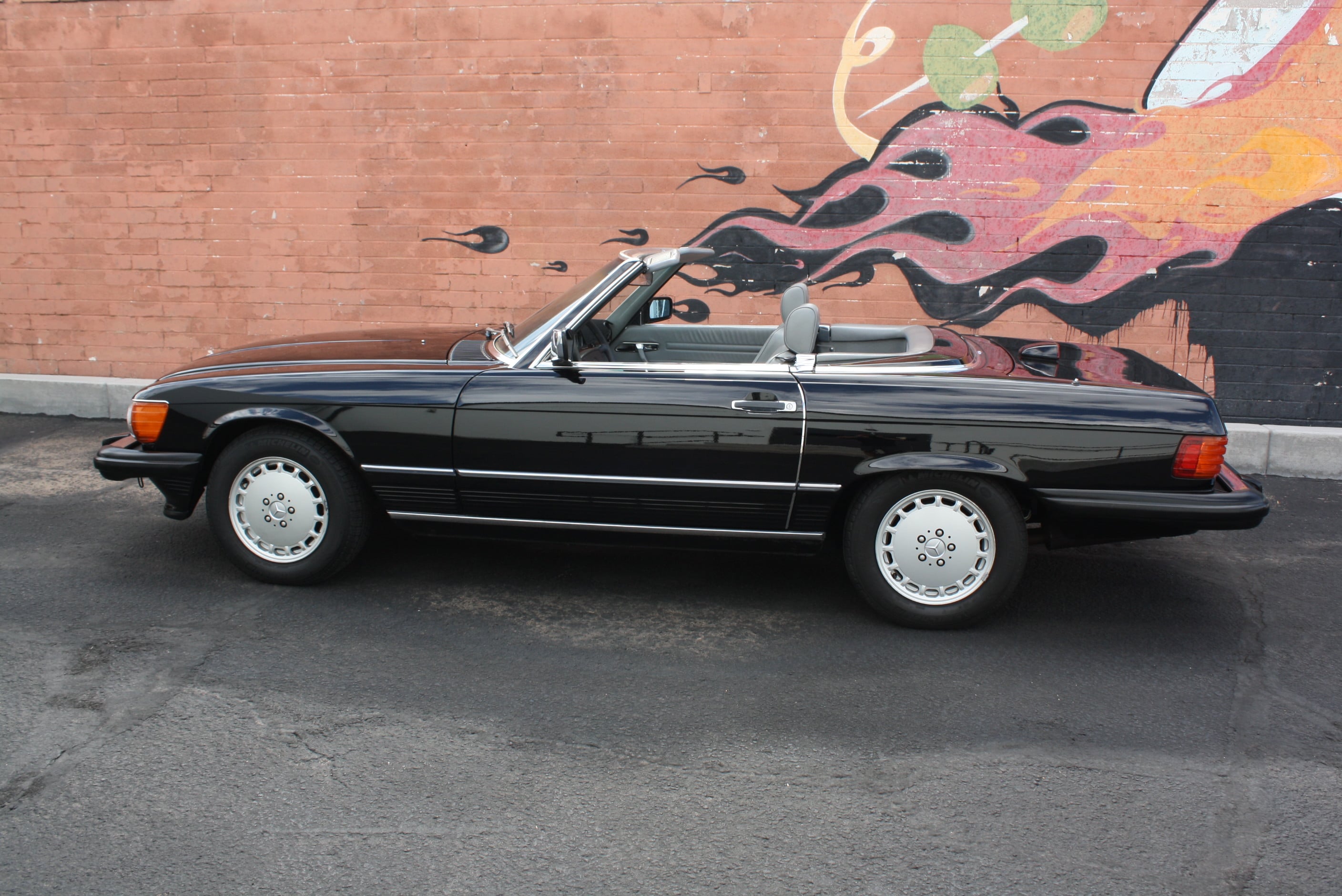 1986 Mercedes Benz 560SL 54k original miles