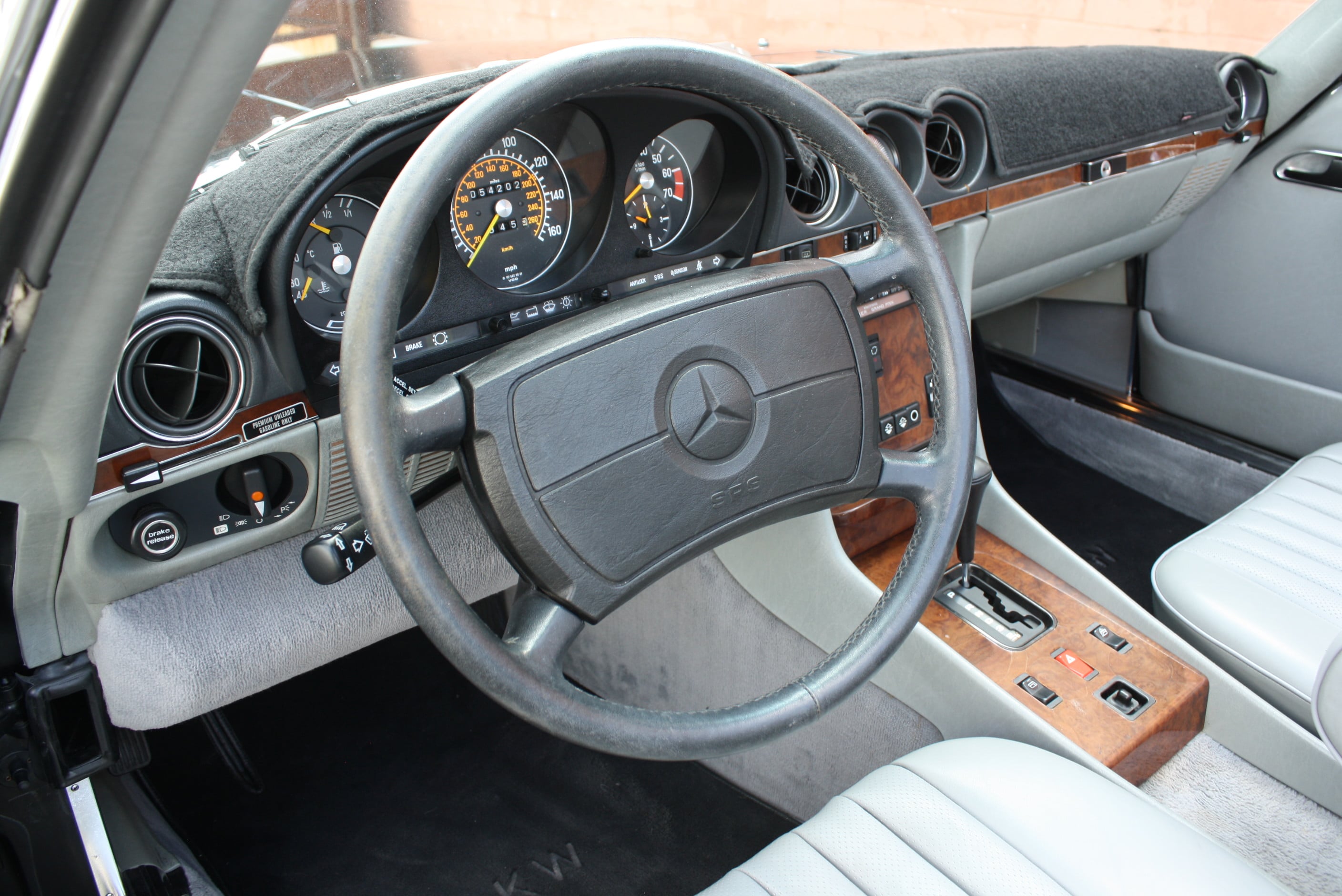 1986 Mercedes Benz 560SL 54k original miles