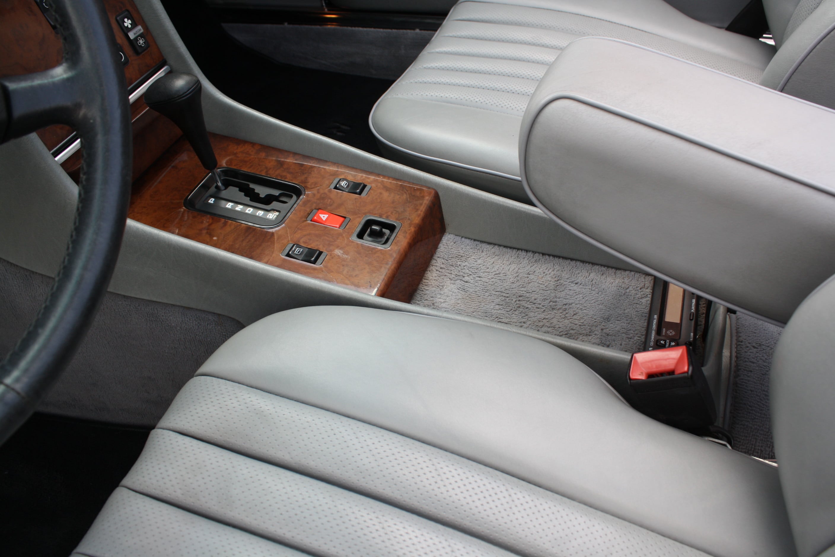 1986 Mercedes Benz 560SL 54k original miles