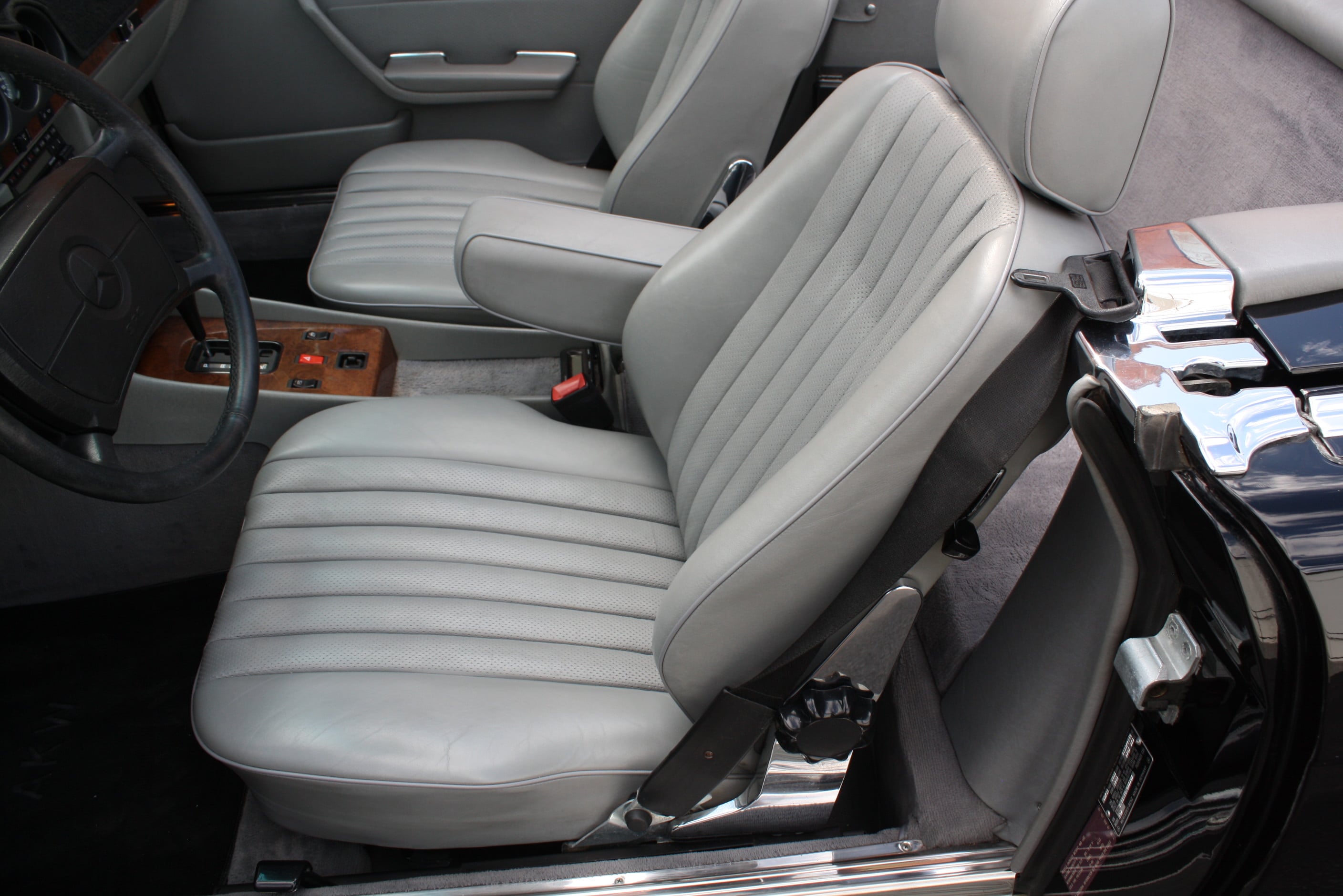 1986 Mercedes Benz 560SL 54k original miles