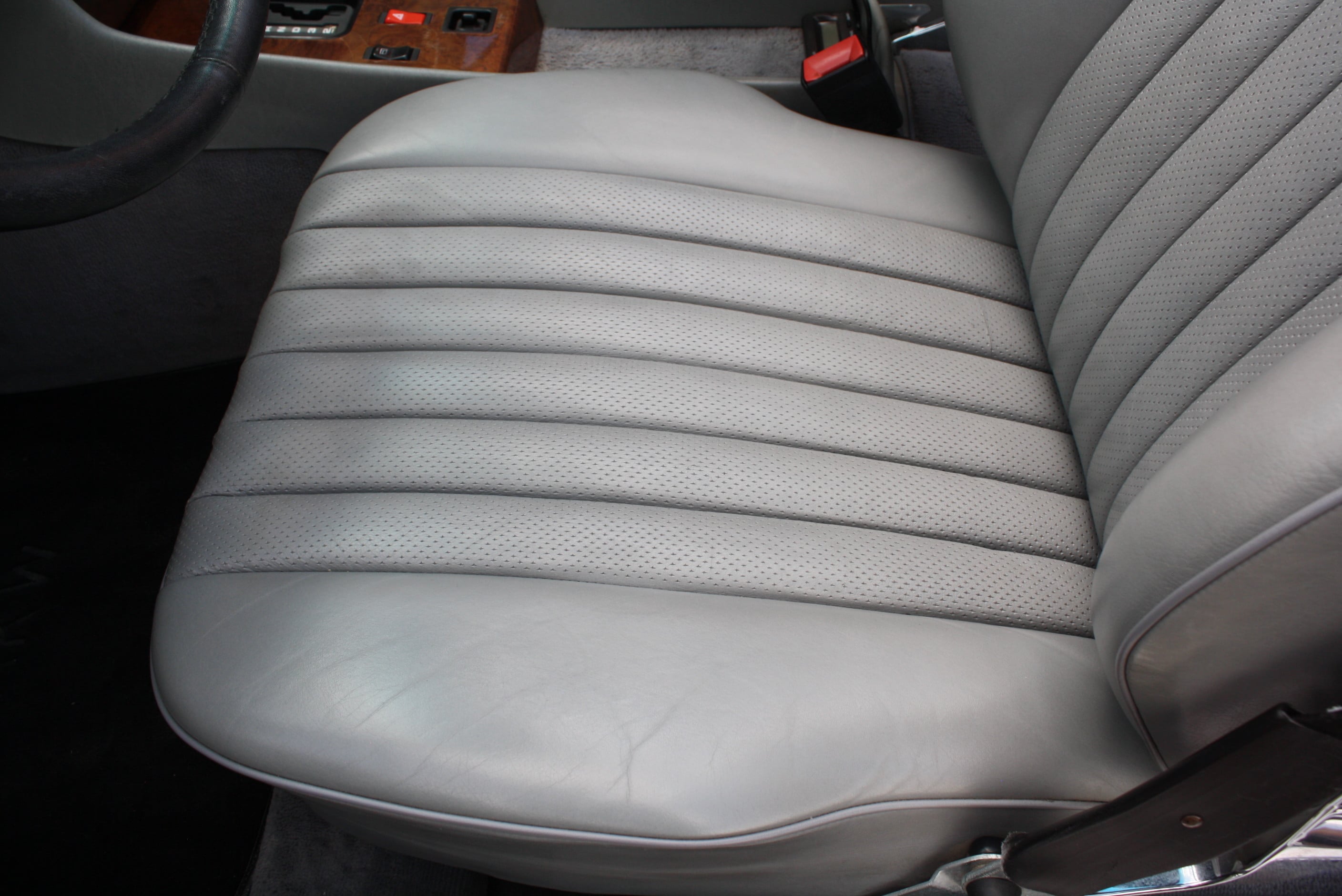 1986 Mercedes Benz 560SL 54k original miles