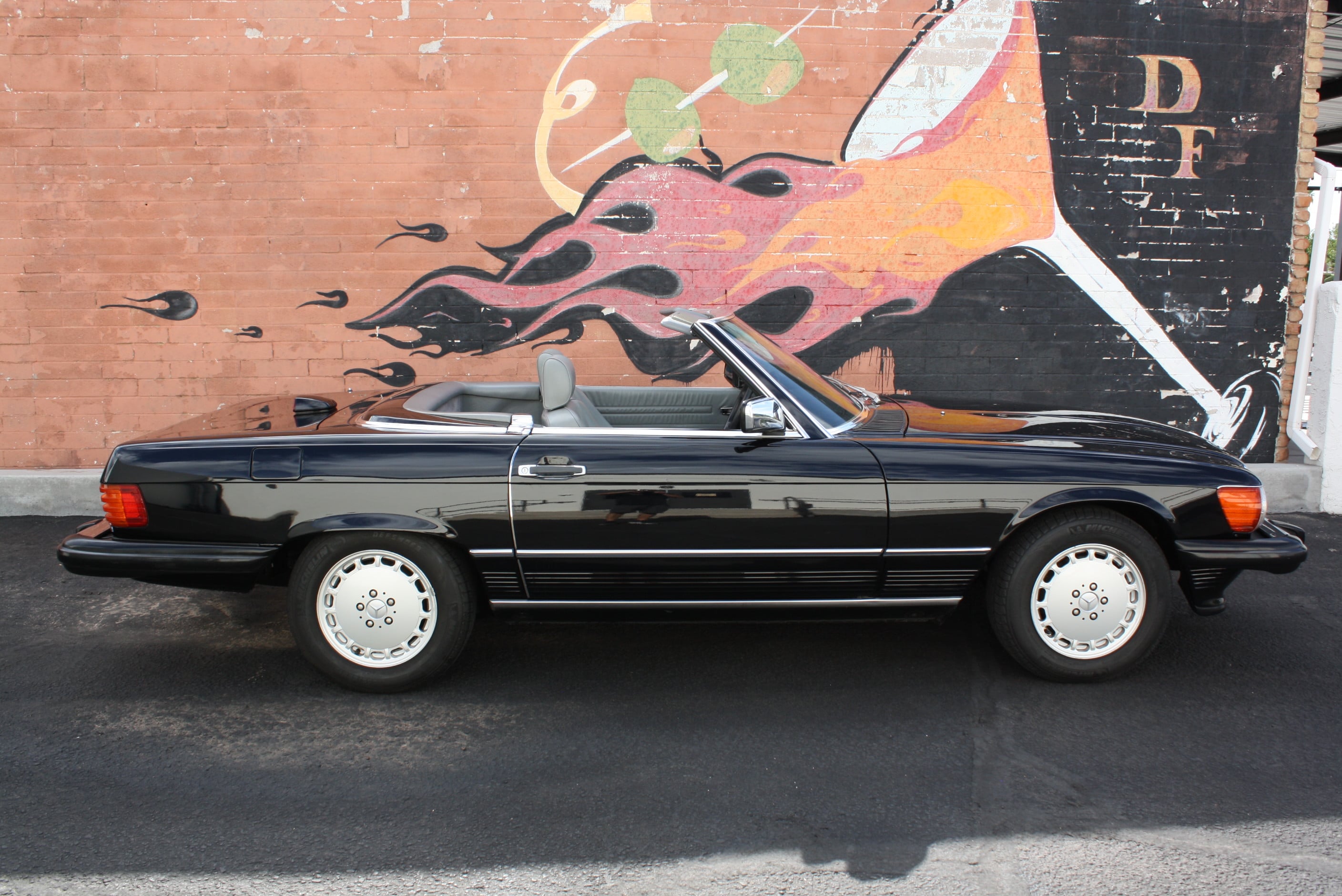 1986 Mercedes Benz 560SL 54k original miles