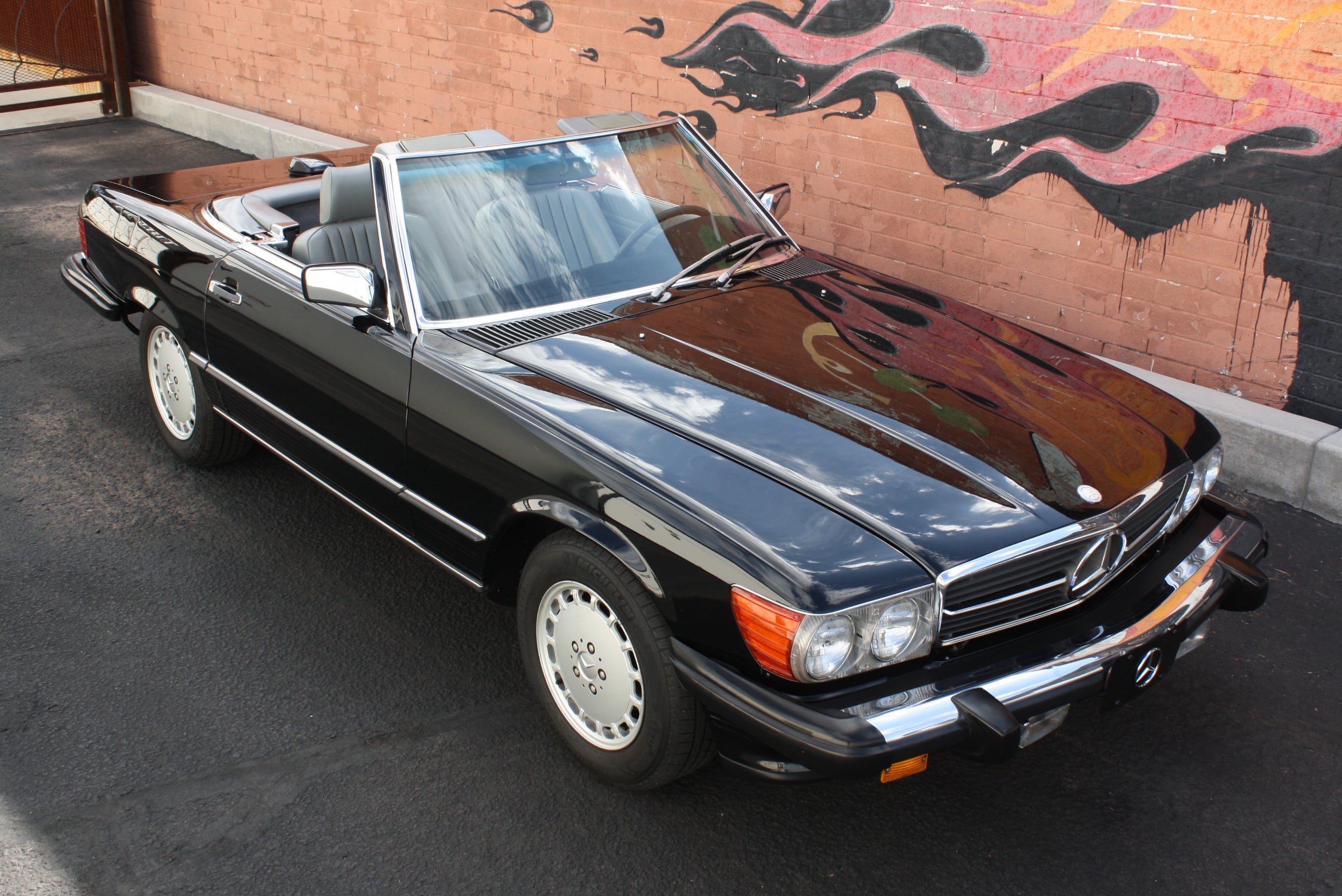 1986 Mercedes Benz 560SL 54k original miles