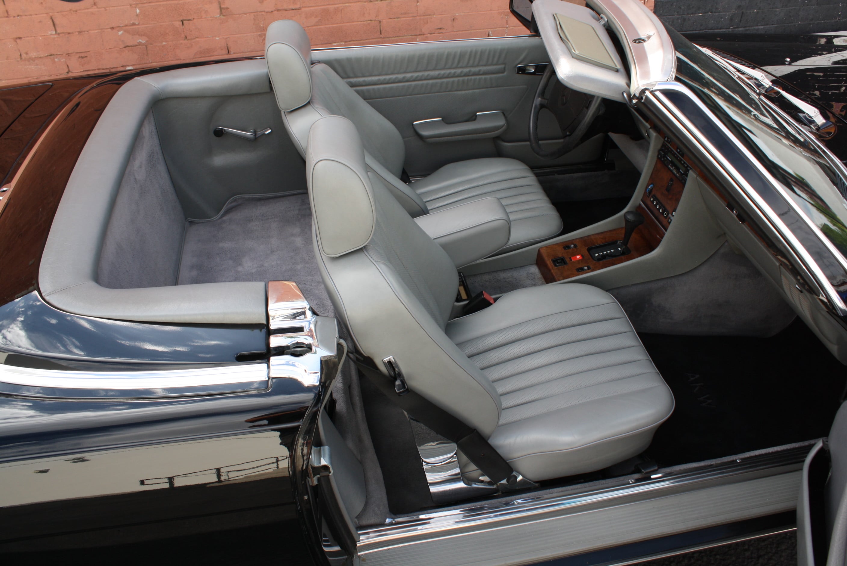1986 Mercedes Benz 560SL 54k original miles