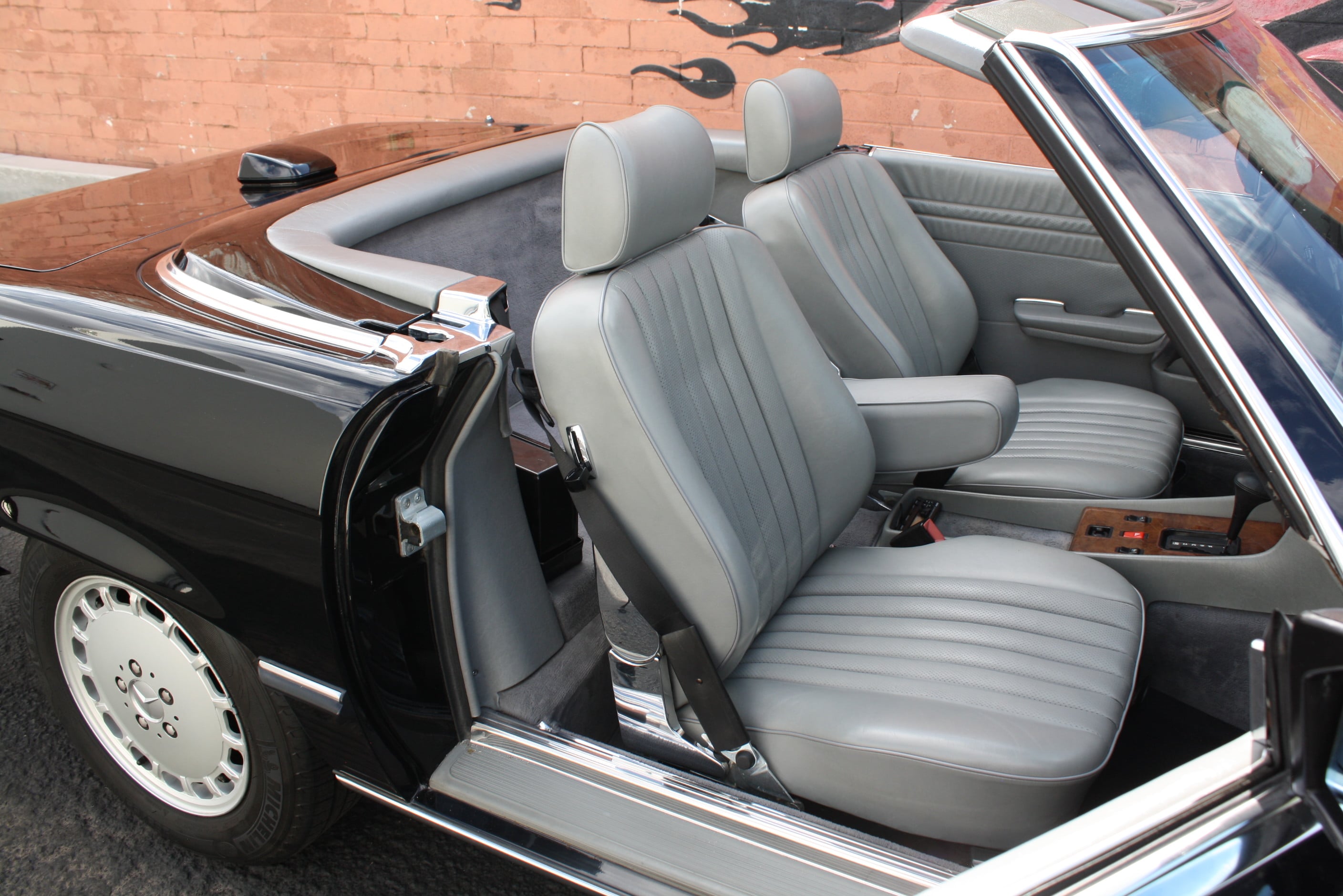 1986 Mercedes Benz 560SL 54k original miles