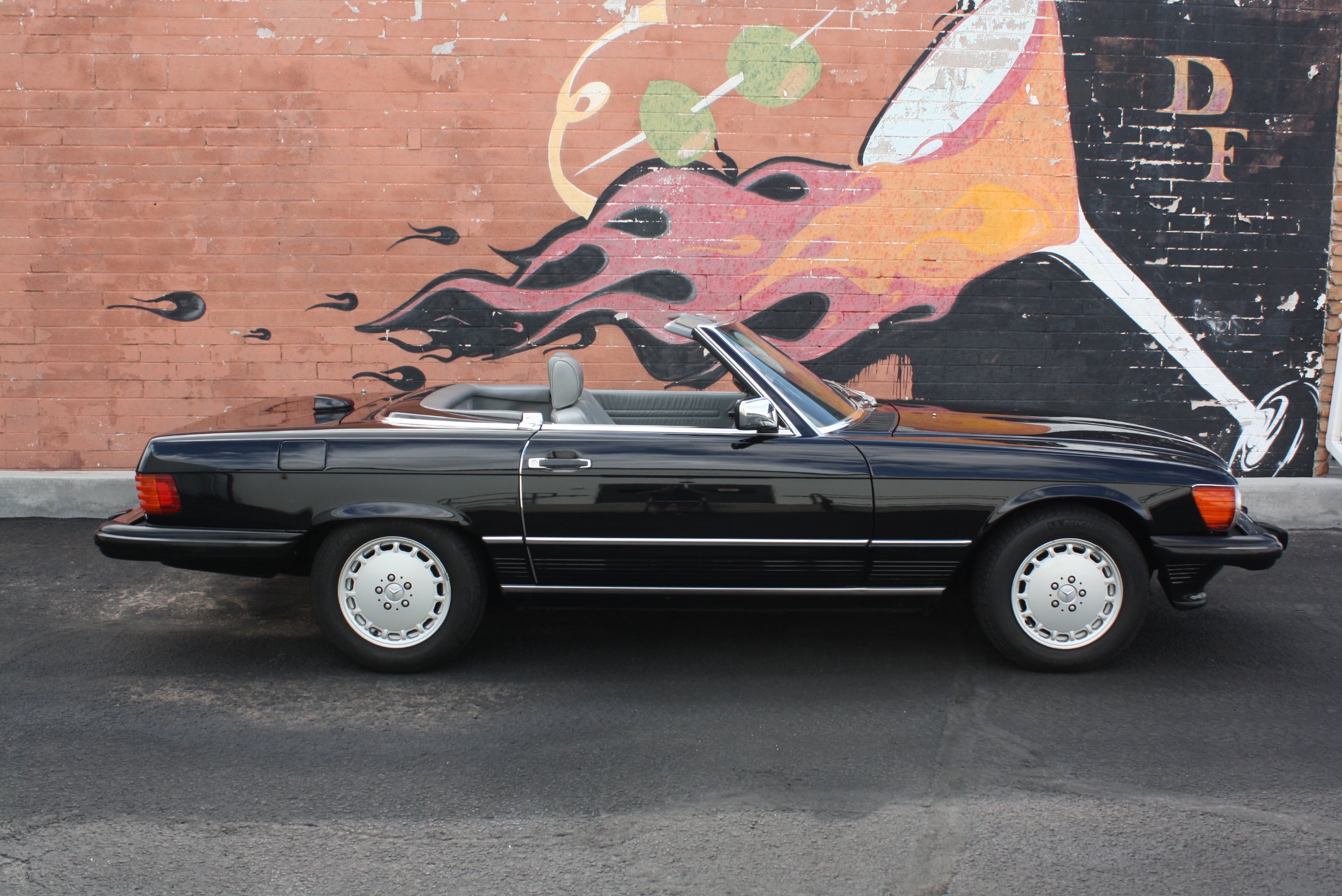 1986 Mercedes Benz 560SL 54k original miles