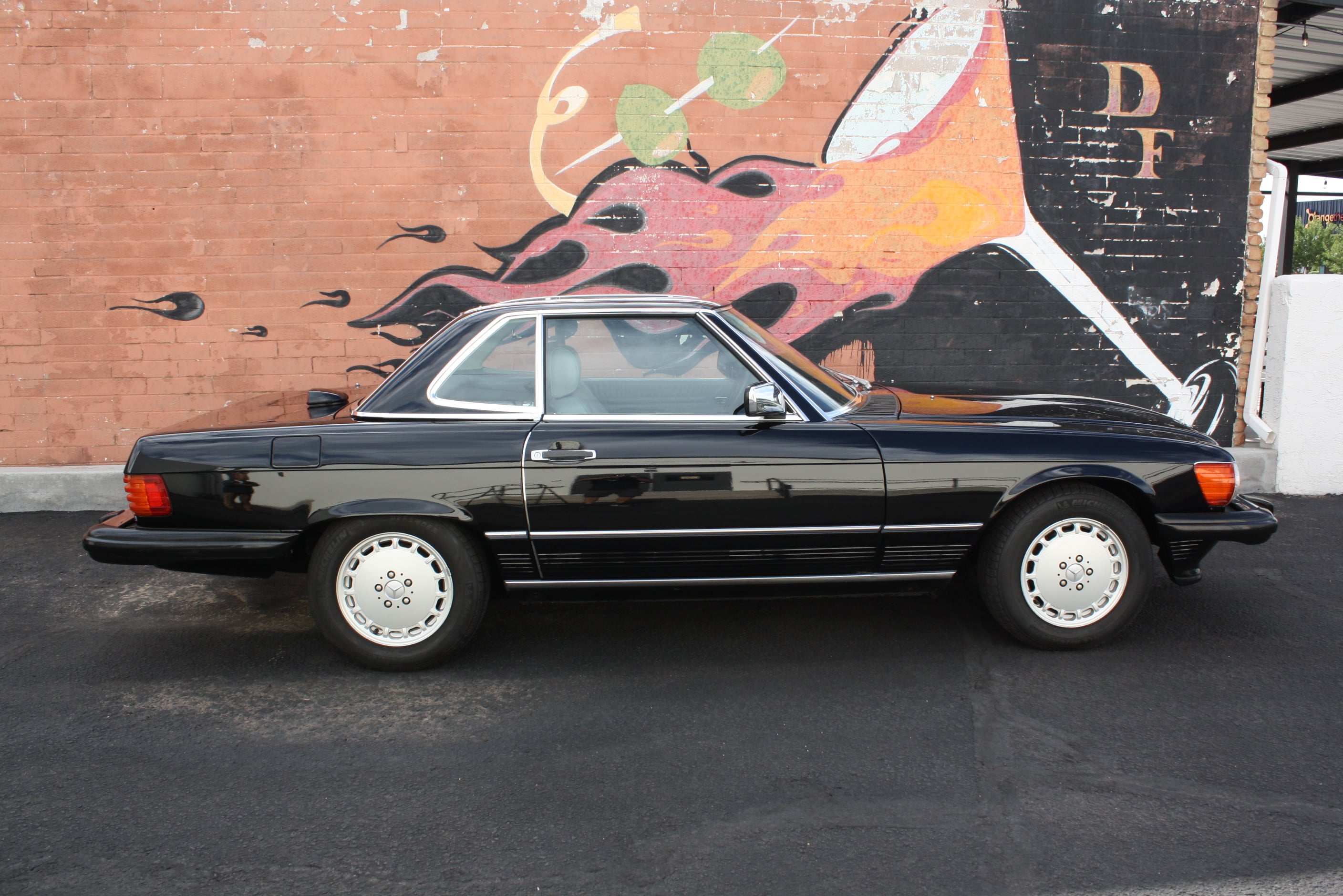 1986 Mercedes Benz 560SL 54k original miles