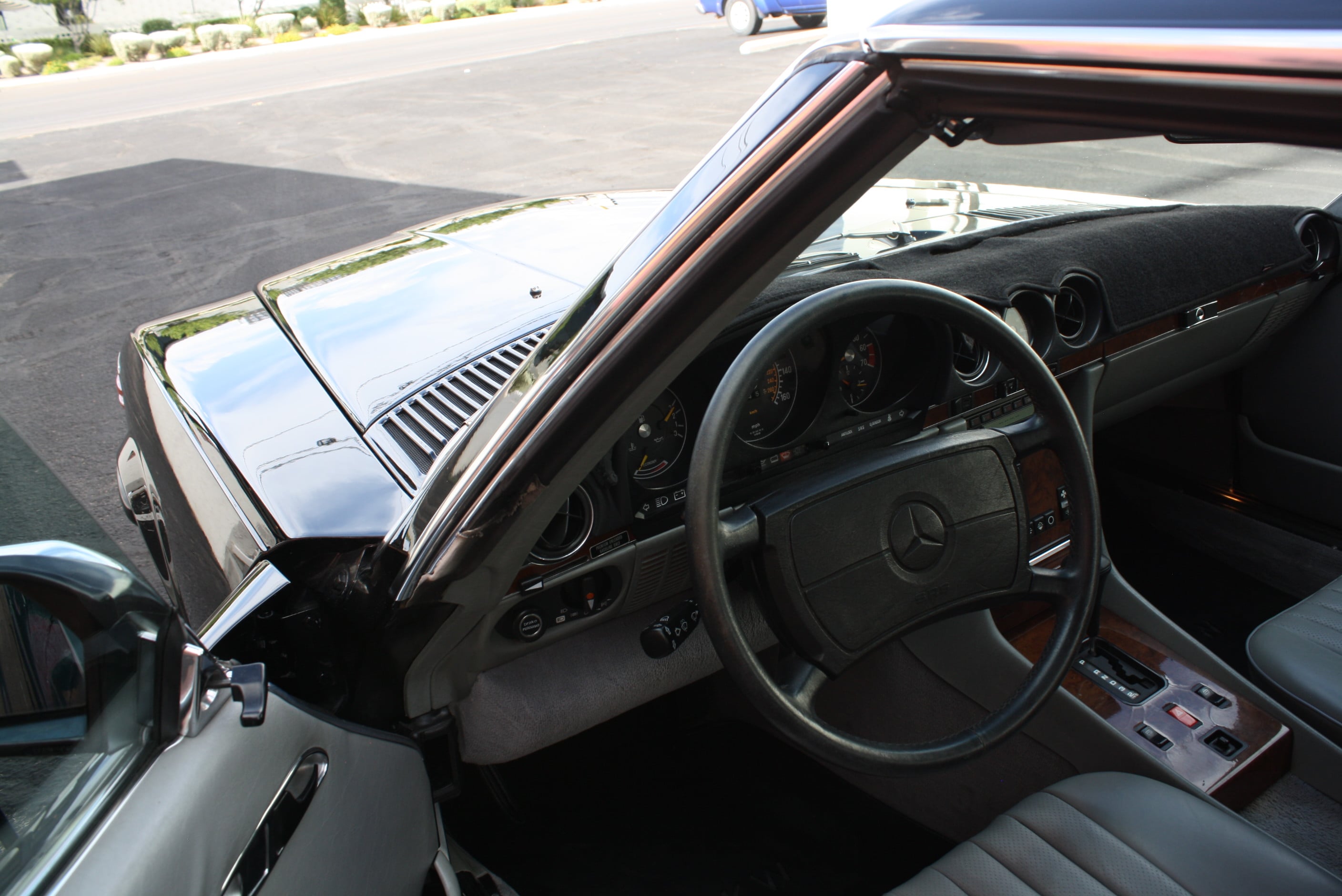 1986 Mercedes Benz 560SL 54k original miles