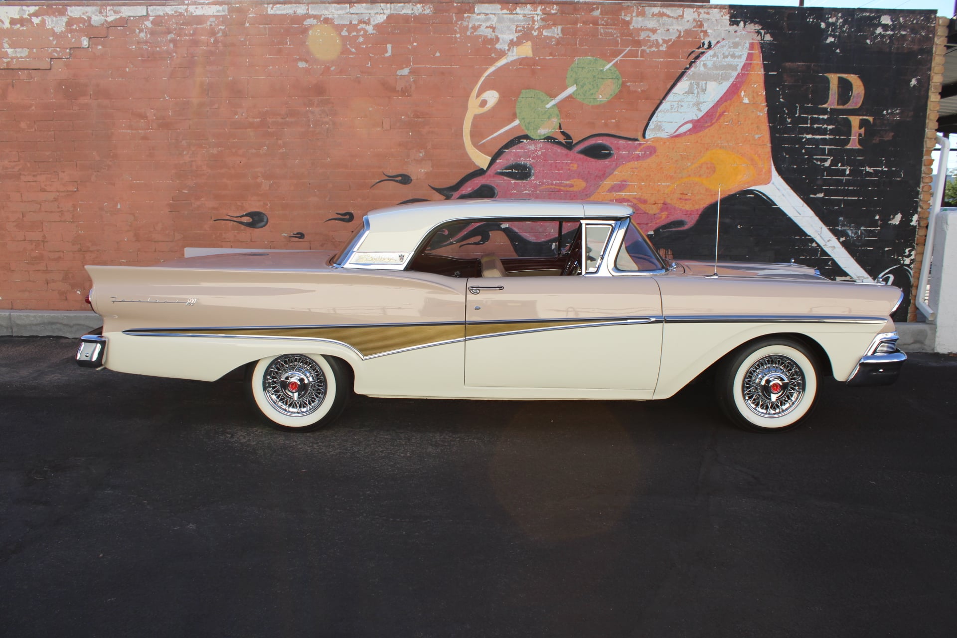 1958 Ford Fairlane 500 Skyliner Hardtop Convertible.