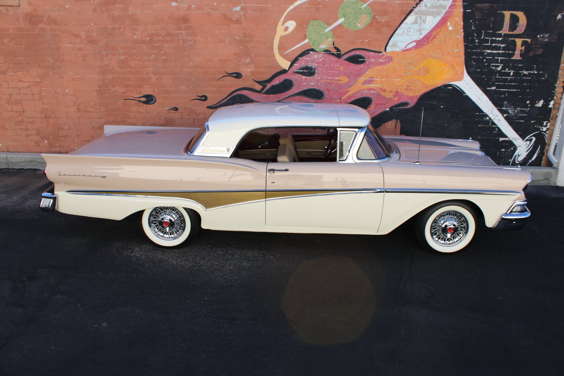 1958 Ford Fairlane 500 Skyliner Hardtop Convertible.