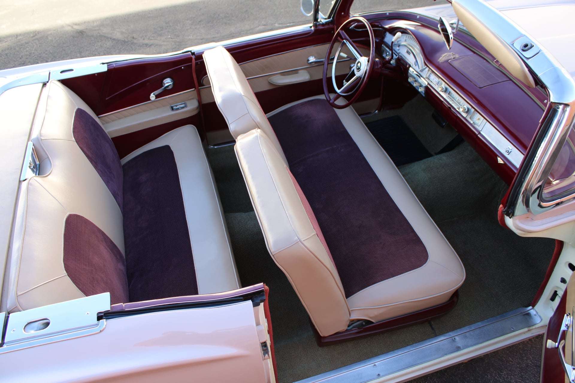 1958 Ford Fairlane 500 Skyliner Hardtop Convertible.