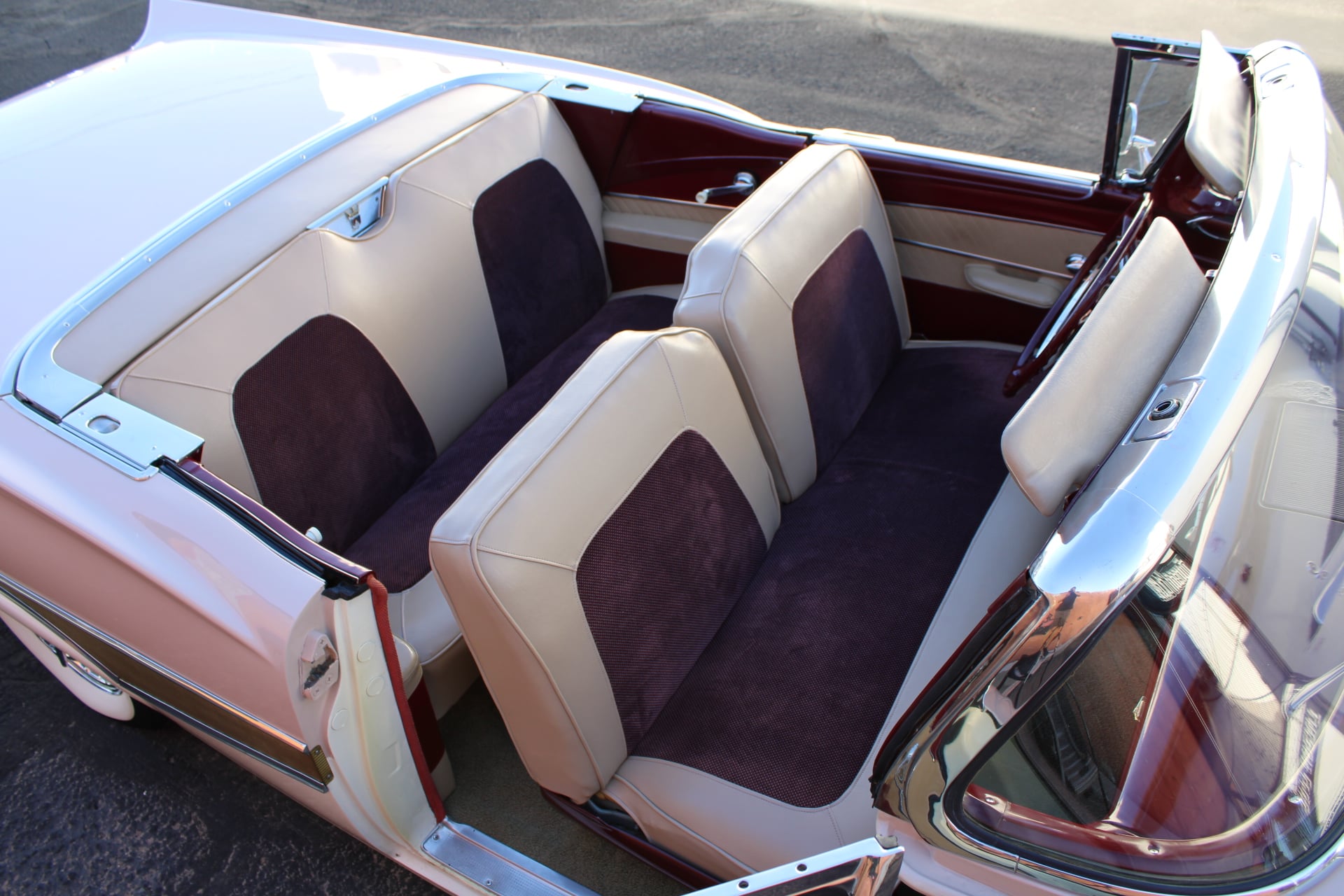 1958 Ford Fairlane 500 Skyliner Hardtop Convertible.