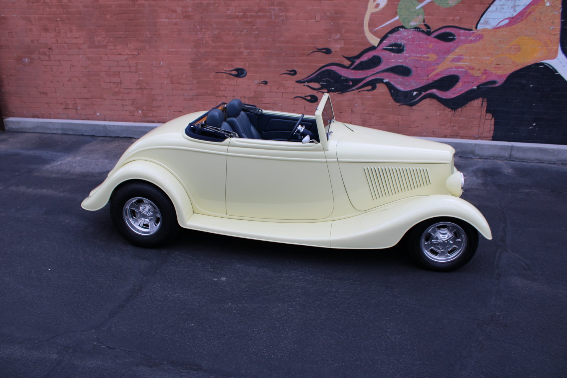 1933 Ford Cabriolet