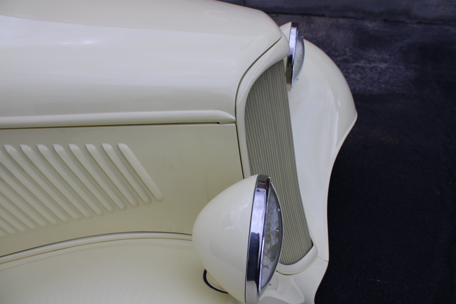 1933 Ford Cabriolet