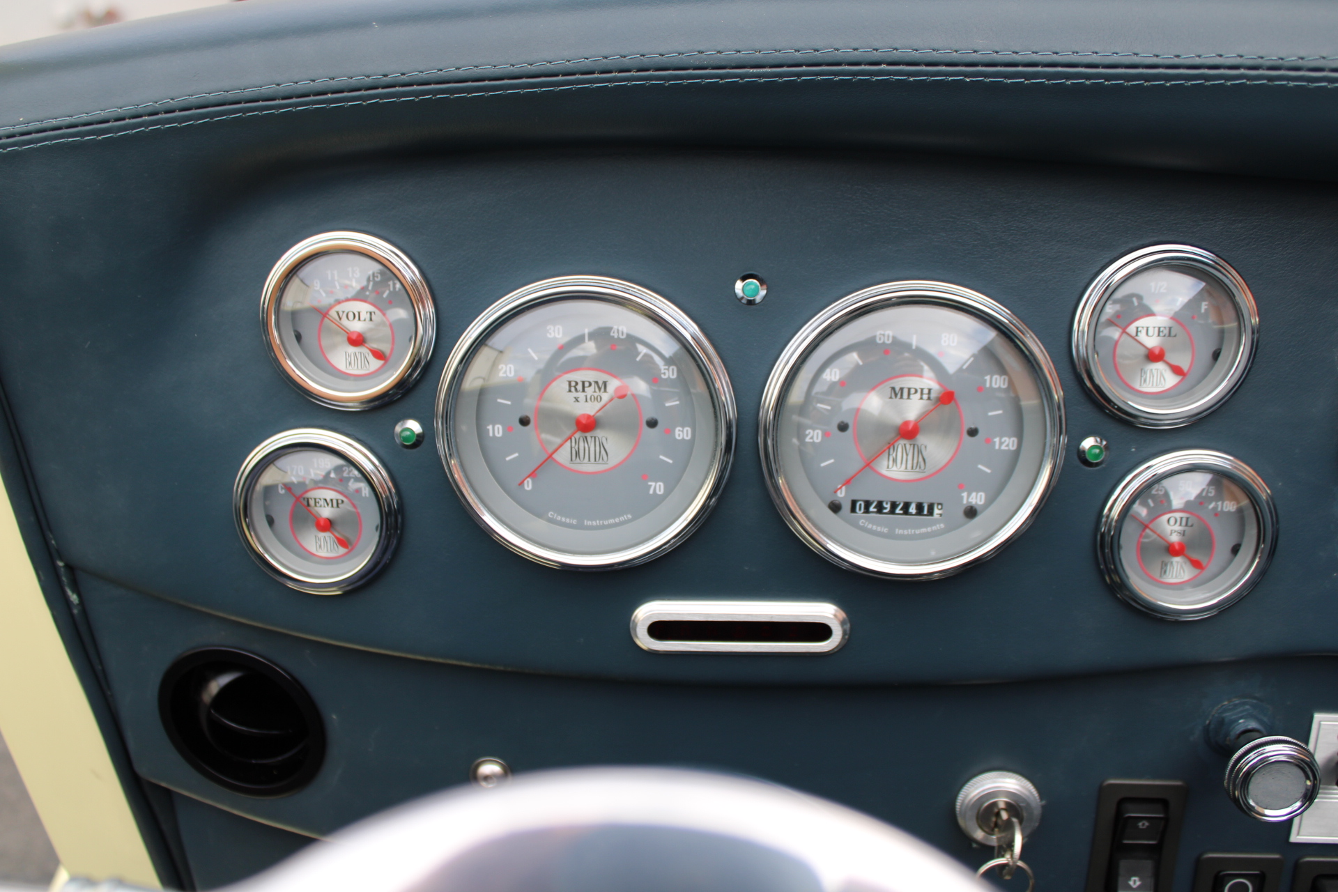 1933 Ford Cabriolet