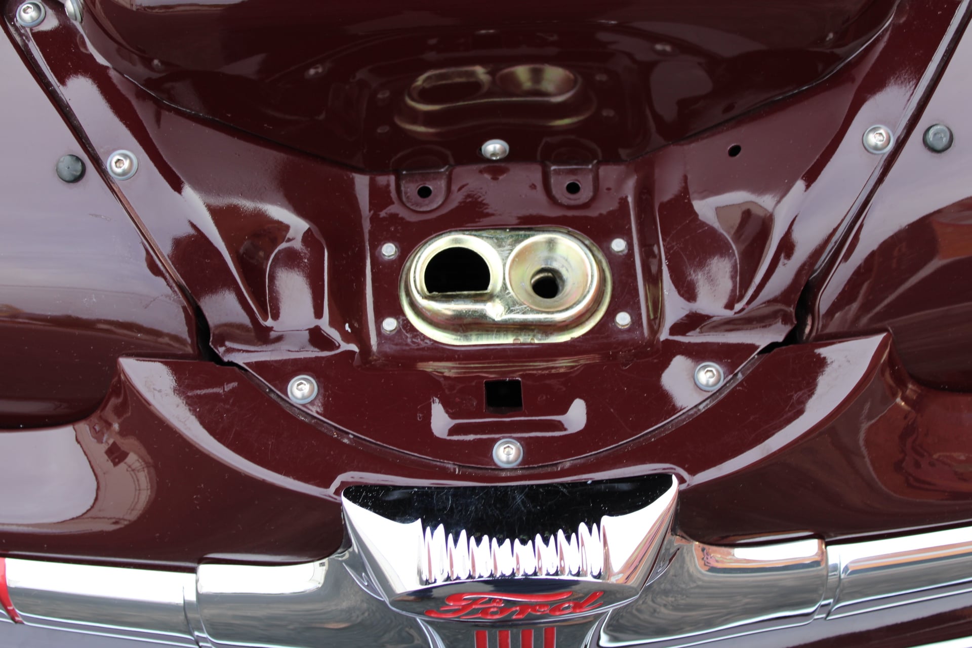1946 Ford Coupe Blown H&H Flathead