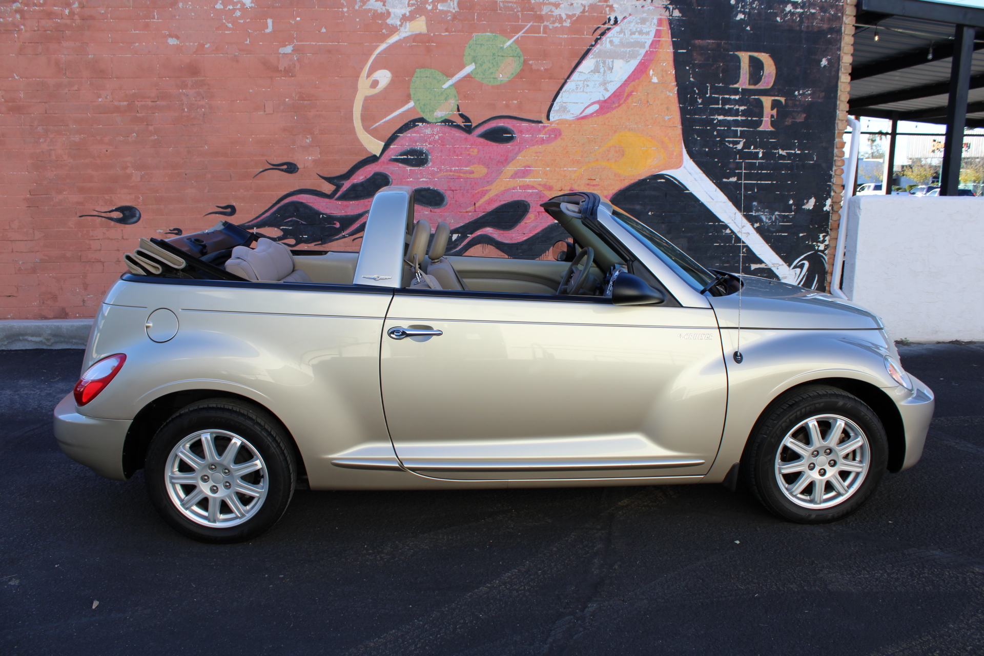 2006 PT Cruiser turbo Convertible Touring Edition