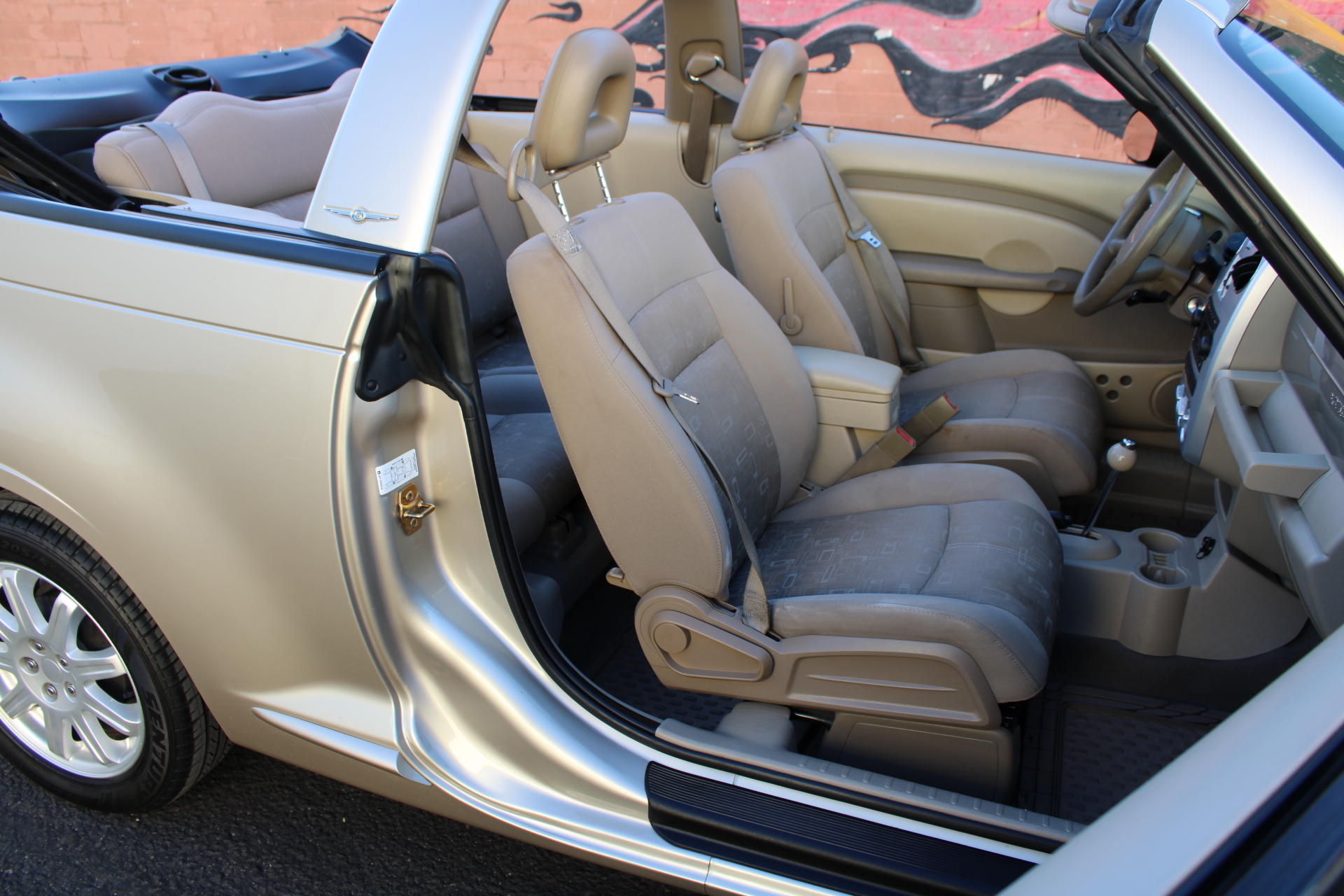 2006 PT Cruiser turbo Convertible Touring Edition