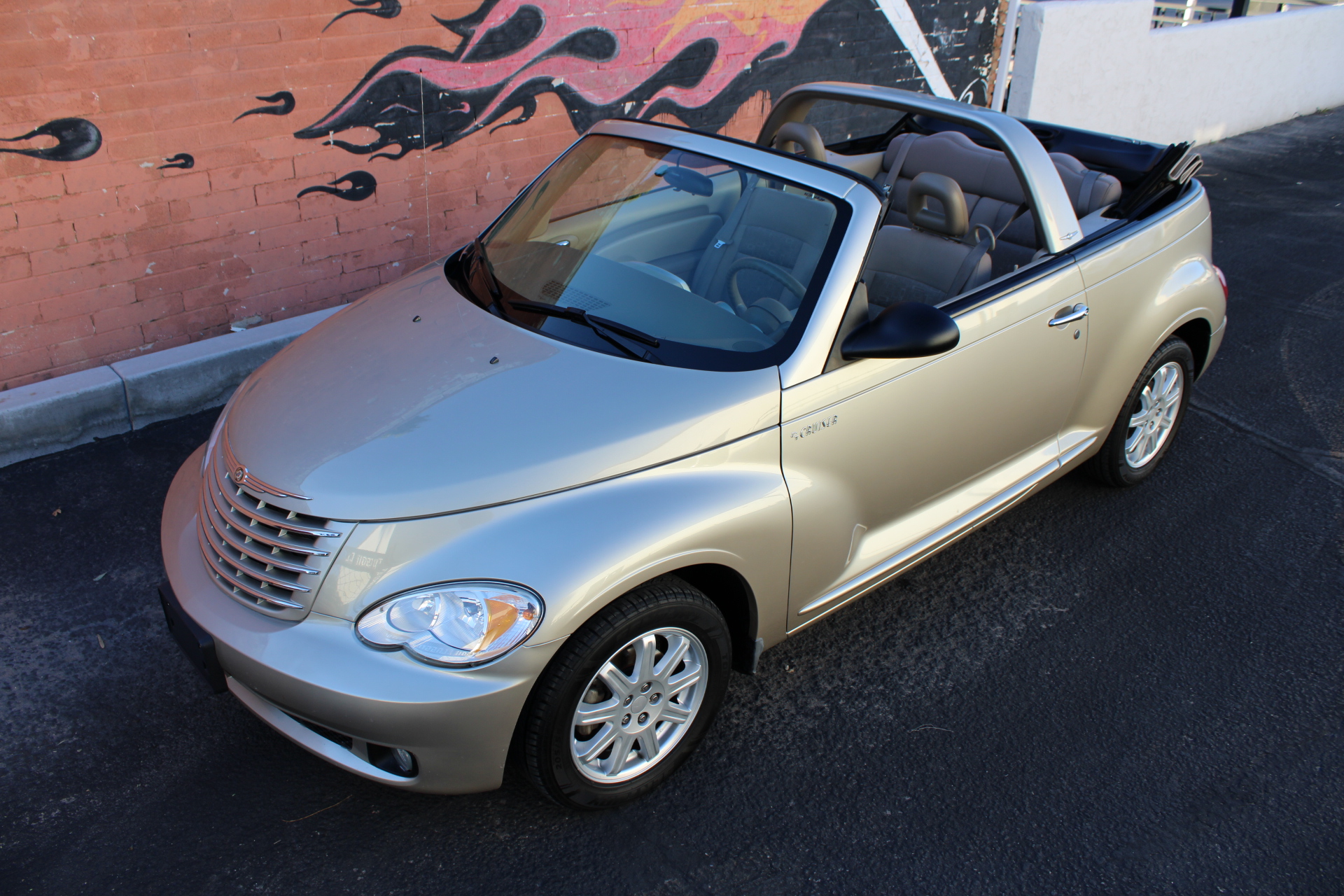 2006 PT Cruiser turbo Convertible Touring Edition