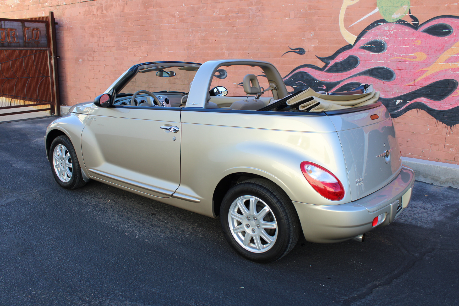 2006 PT Cruiser turbo Convertible Touring Edition