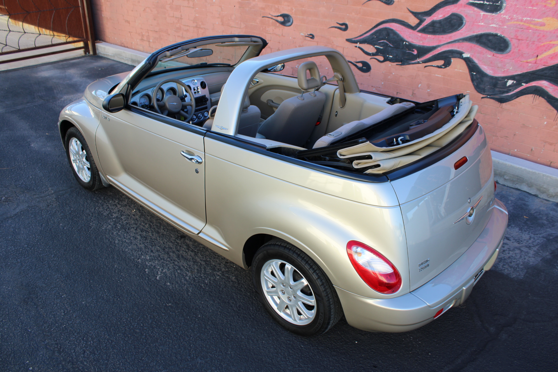 2006 PT Cruiser turbo Convertible Touring Edition