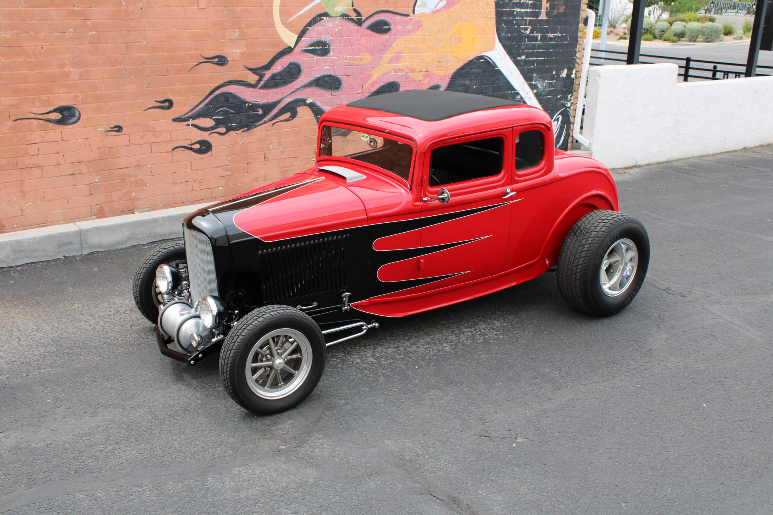 1932 Ford 5 Window Coupe