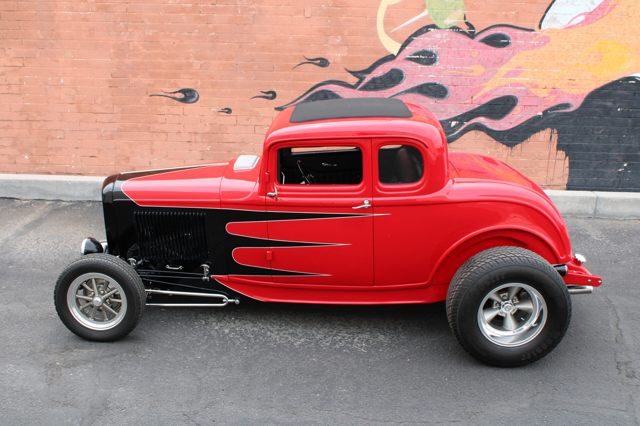 1932 Ford 5 Window Coupe