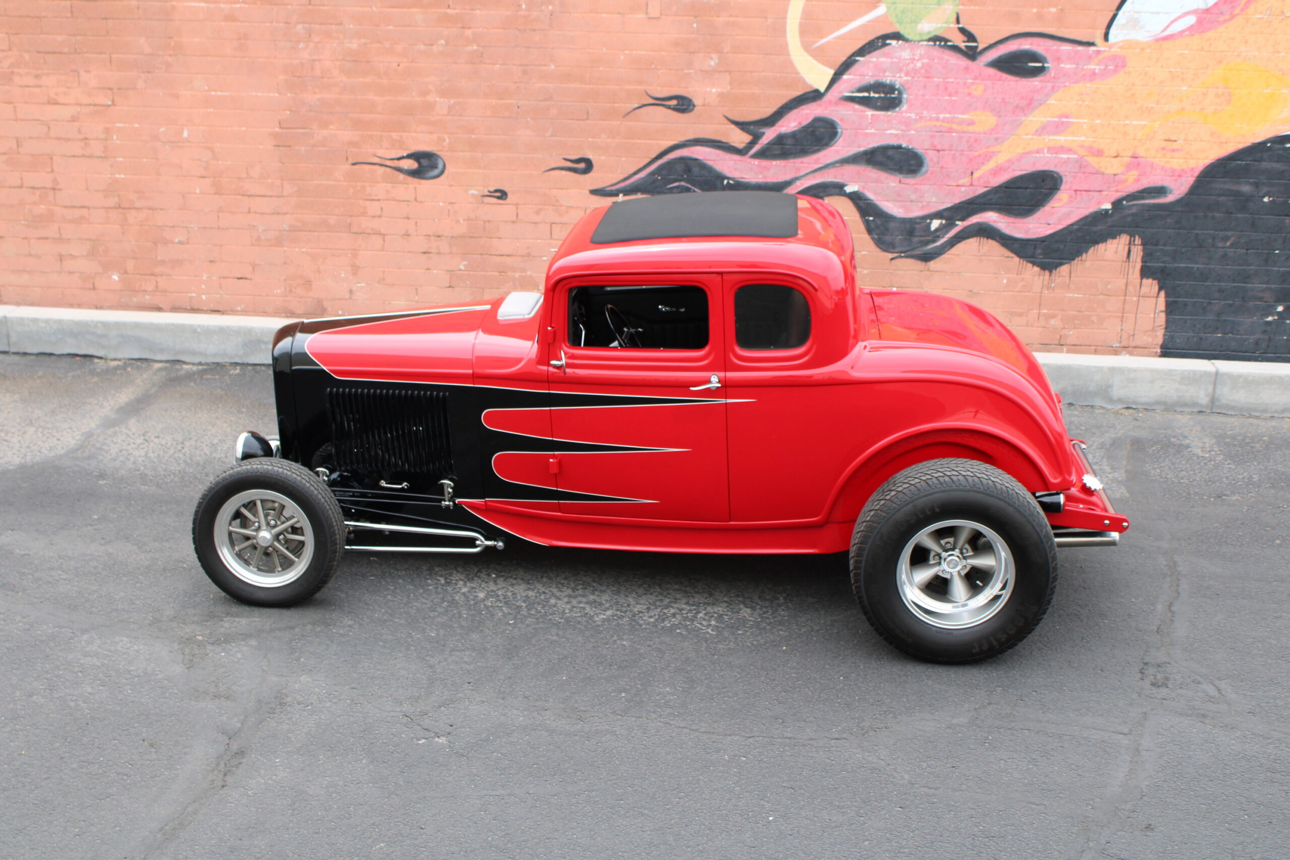 1932 Ford 5 Window Coupe