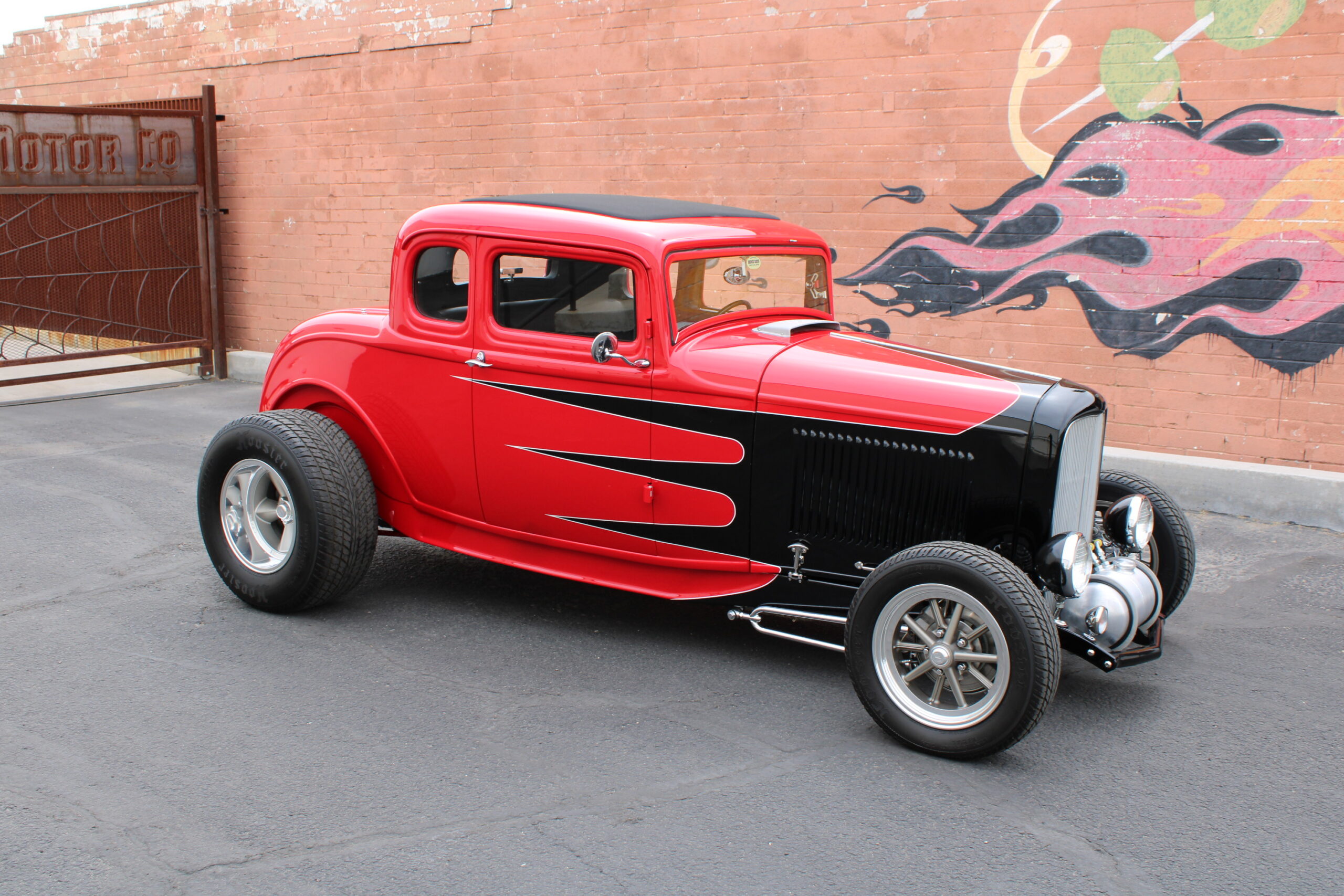 1932 Ford 5 Window Coupe