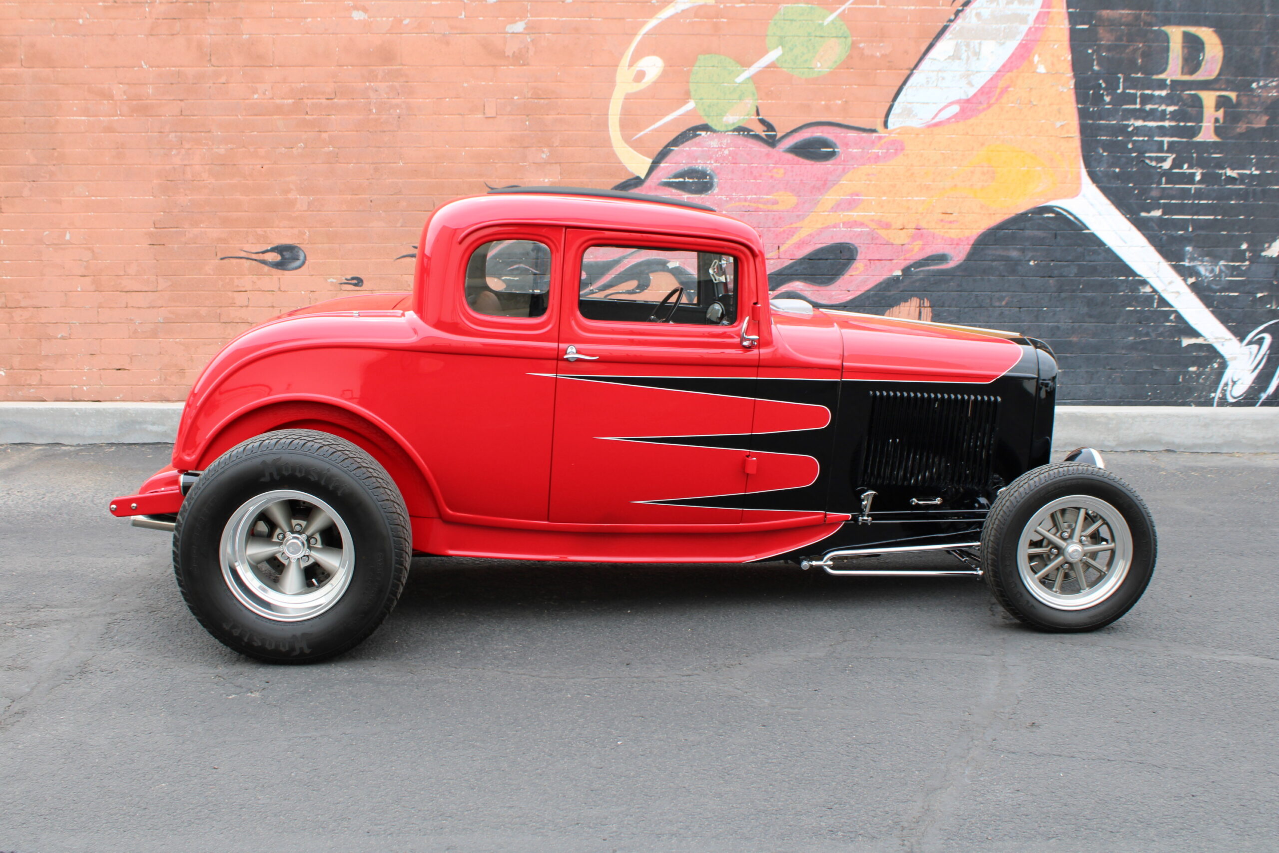 1932 Ford 5 Window Coupe