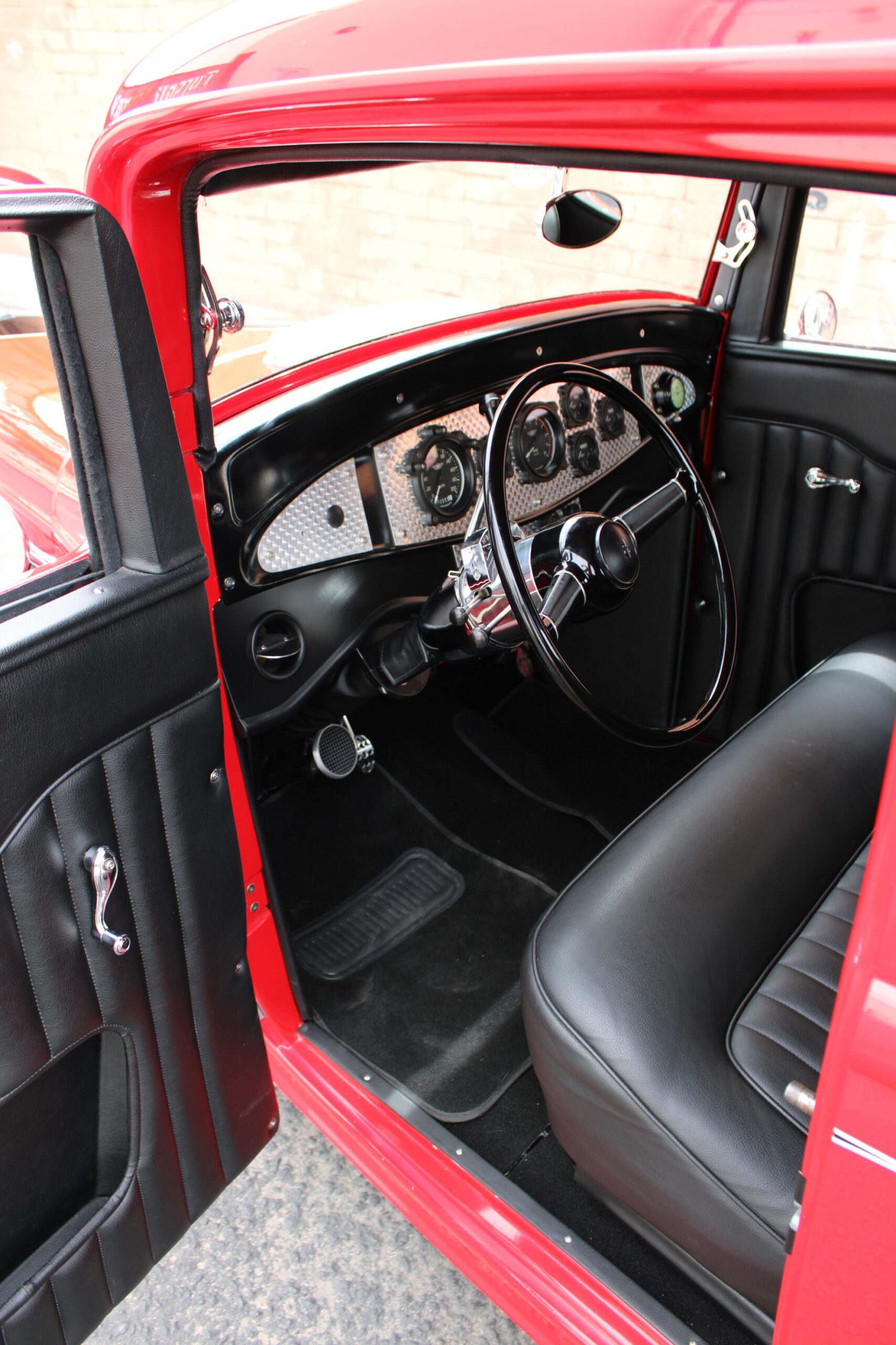 1932 Ford 5 Window Coupe