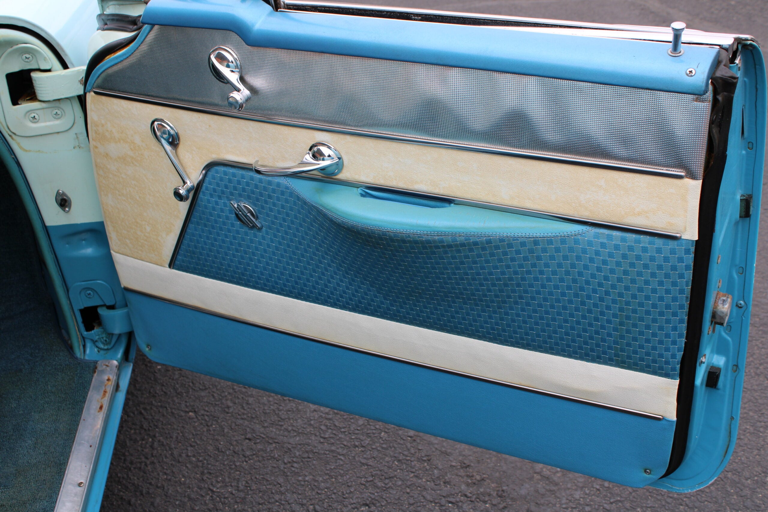 1956 Oldsmobile 88 4dr Hardtop