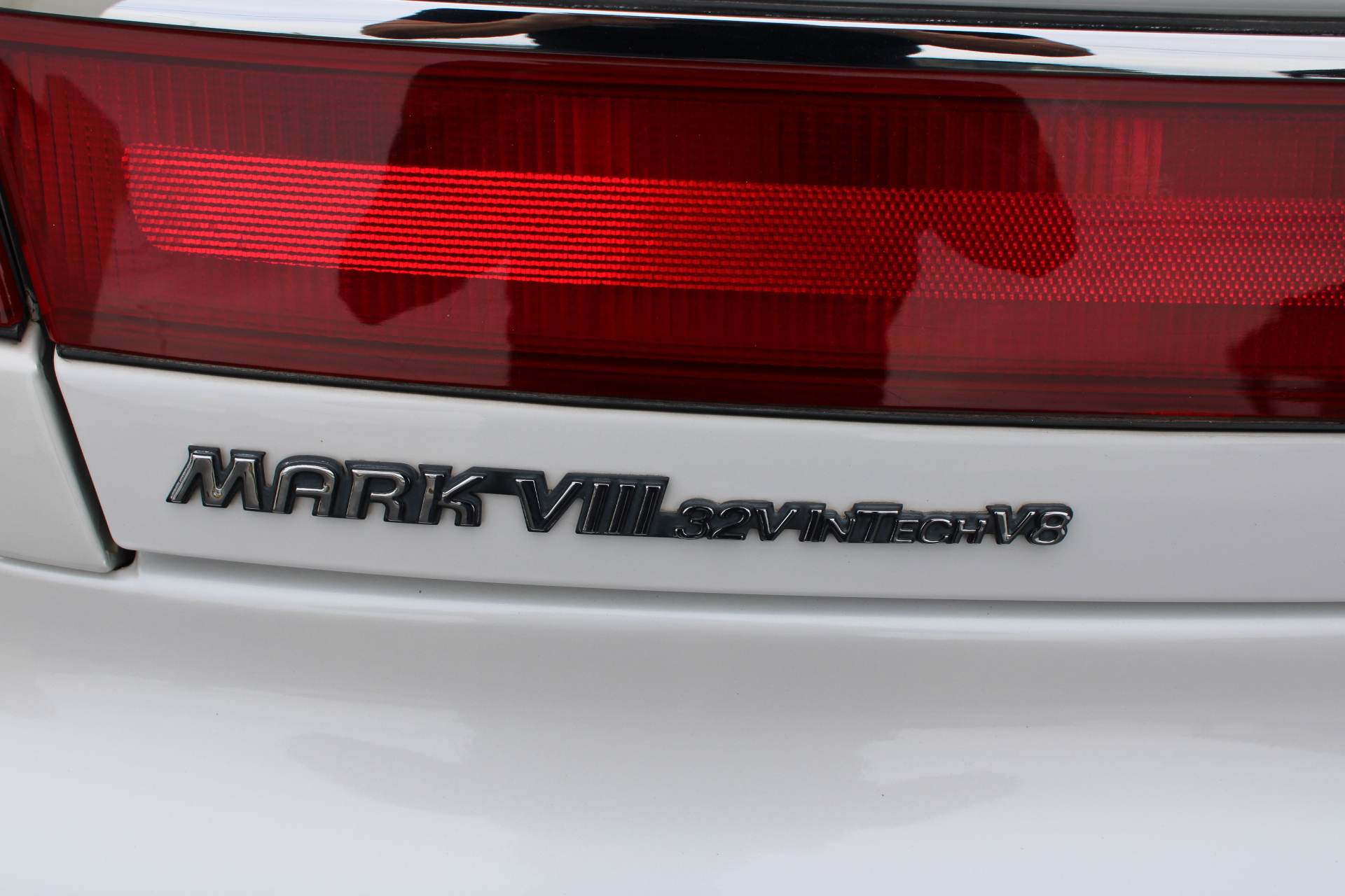 1996 Lincoln Mark VIII