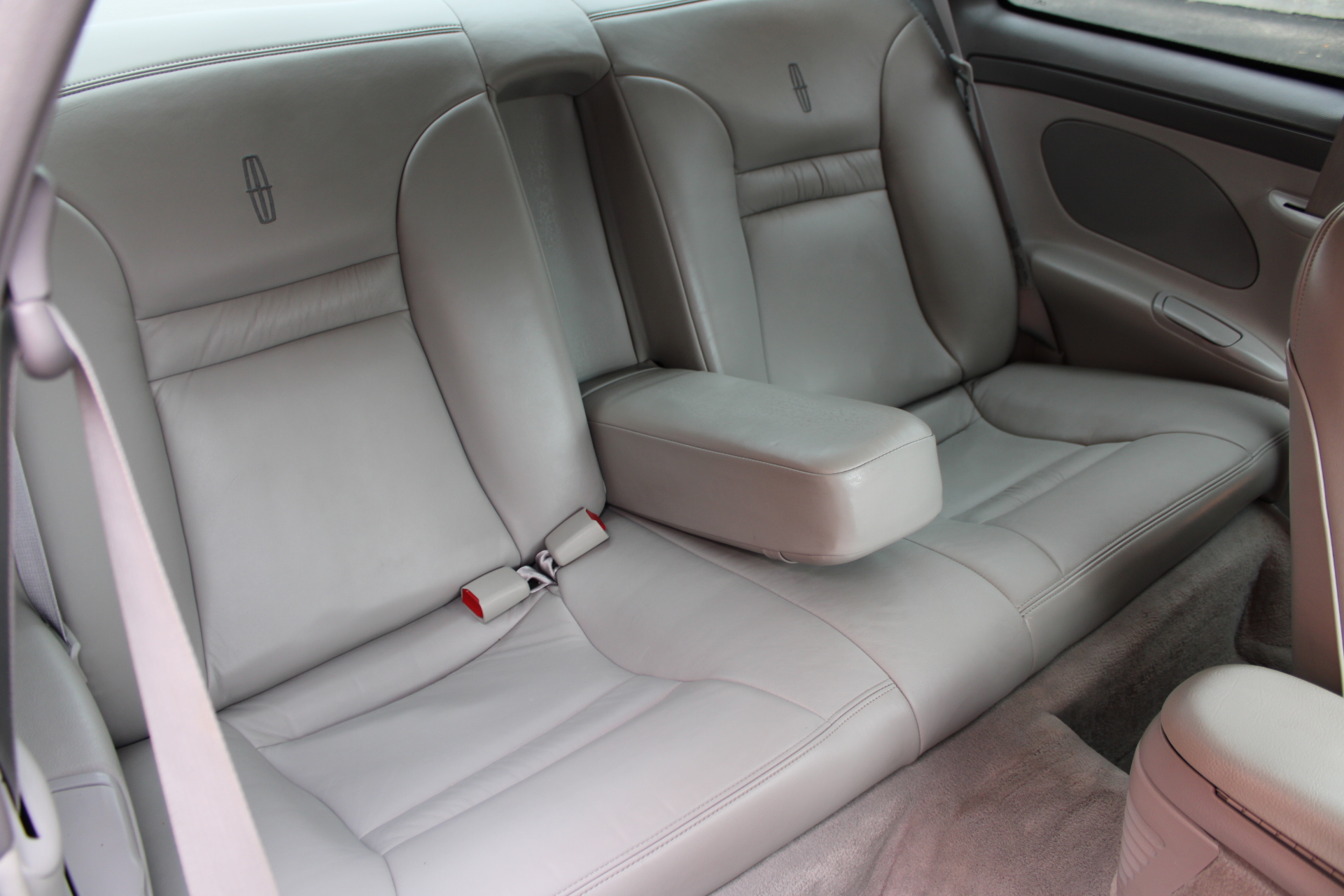 1996 Lincoln Mark VIII