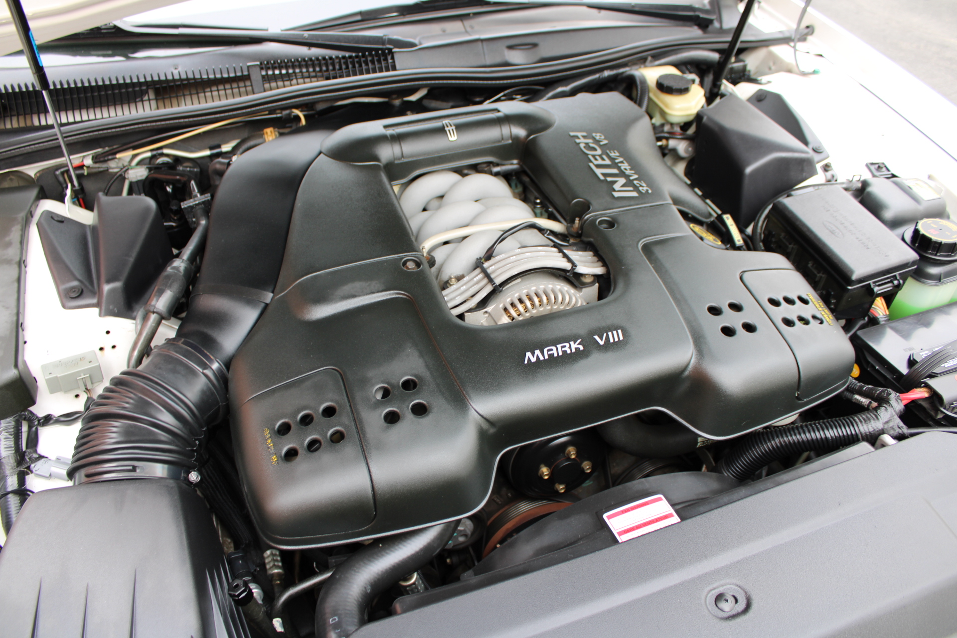 1996 Lincoln Mark VIII
