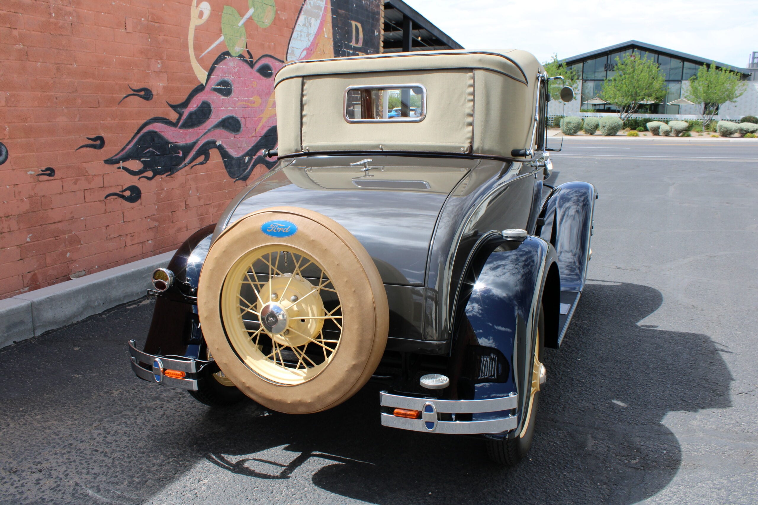 1930 Ford Model A Cabriolet