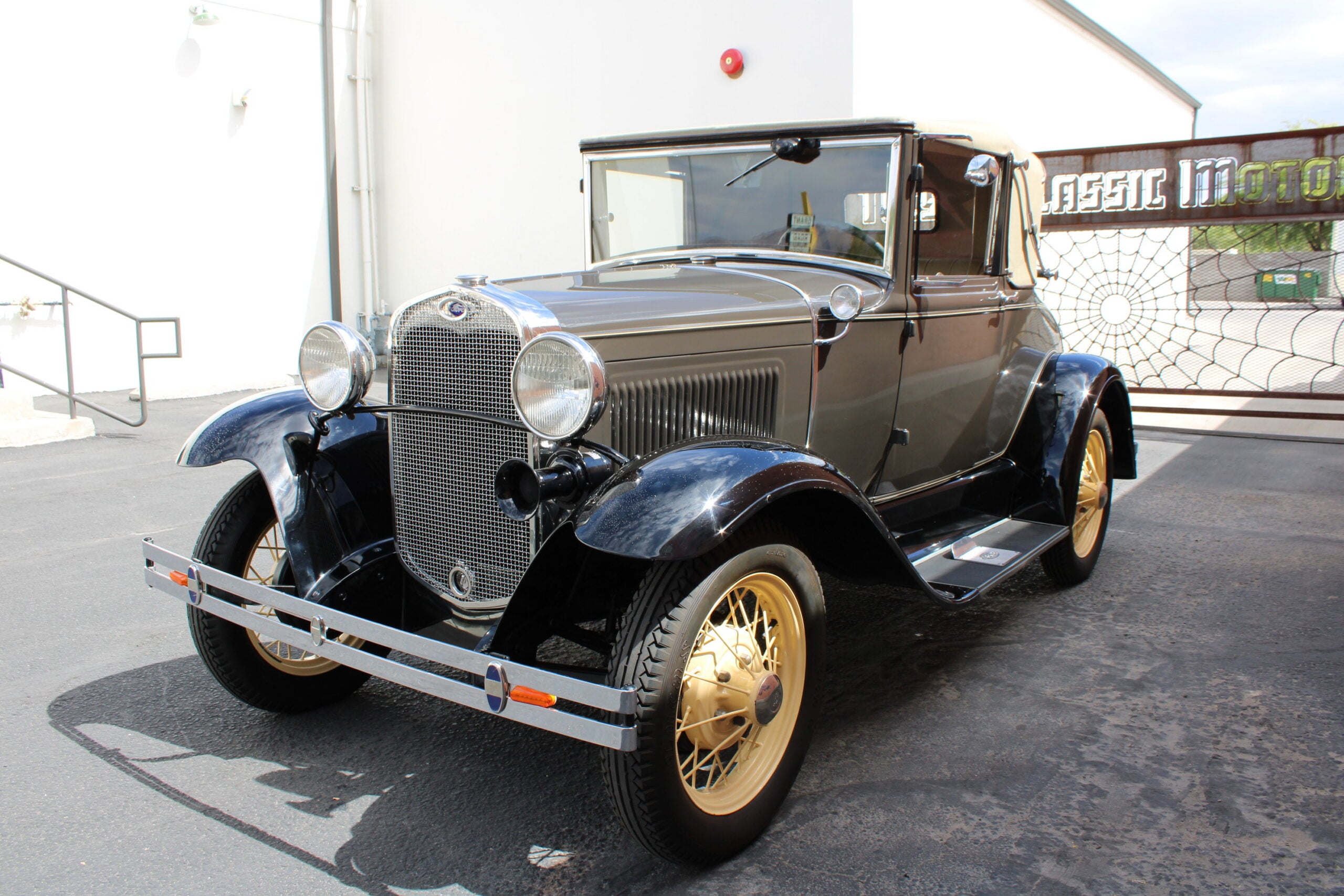 1930 Ford Model A Cabriolet