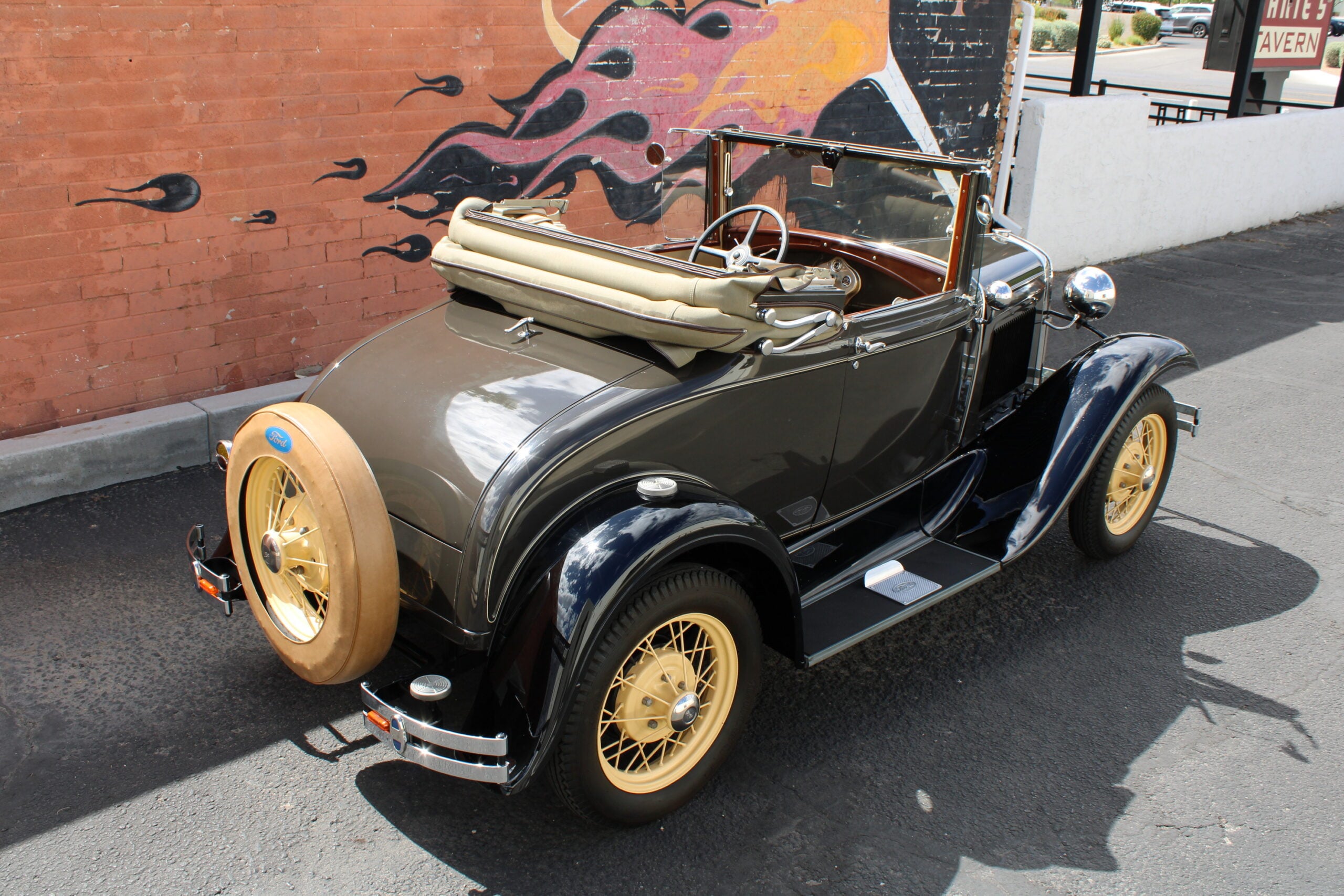 1930 Ford Model A Cabriolet