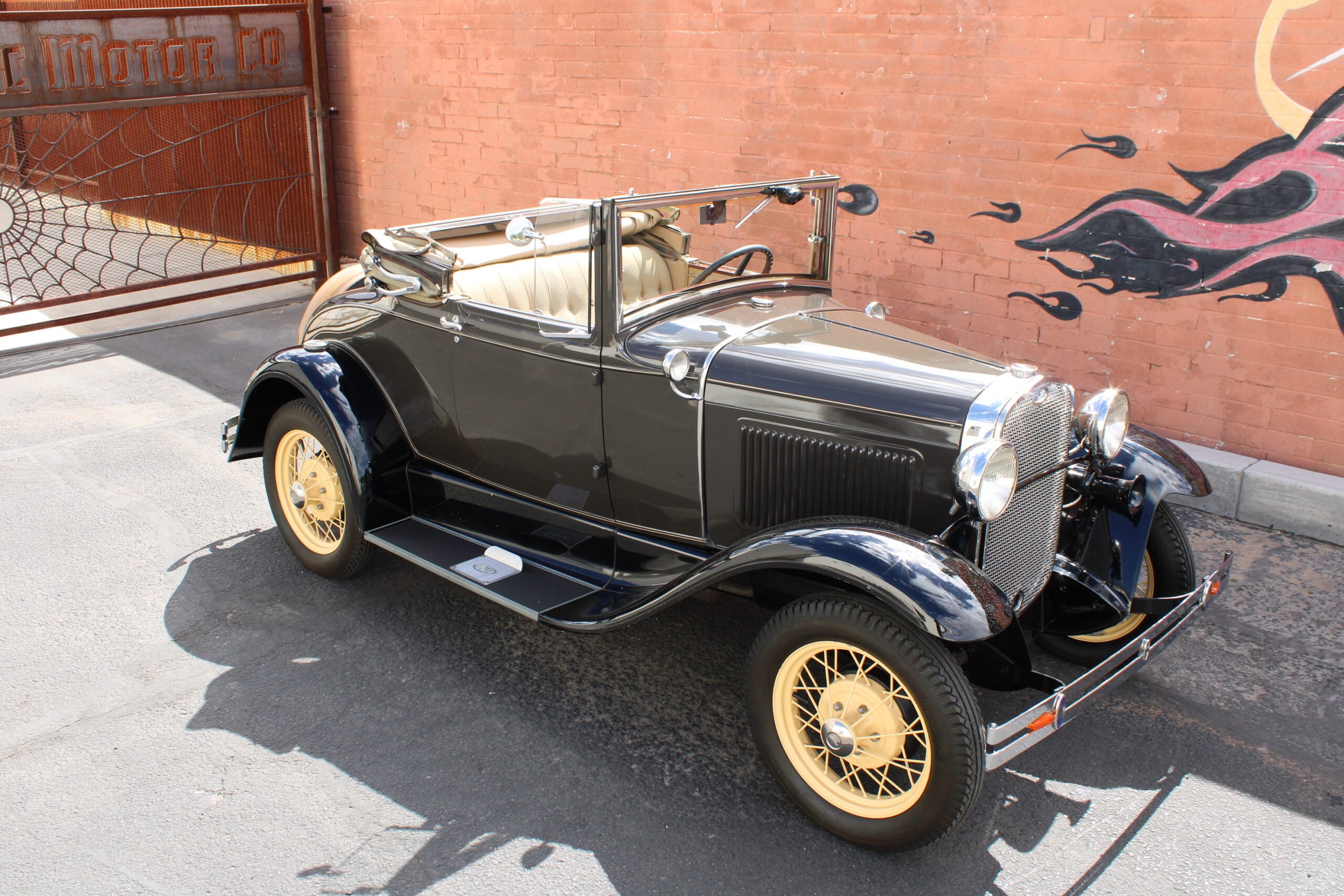 1930 Ford Model A Cabriolet