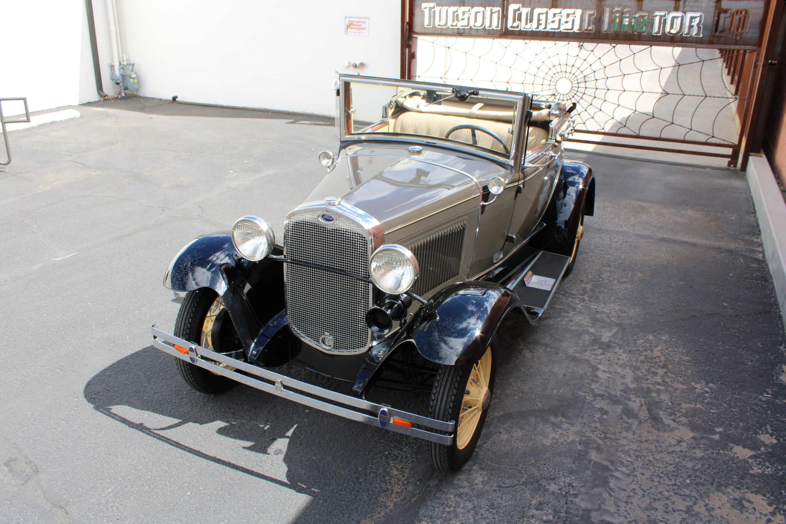 1930 Ford Model A Cabriolet