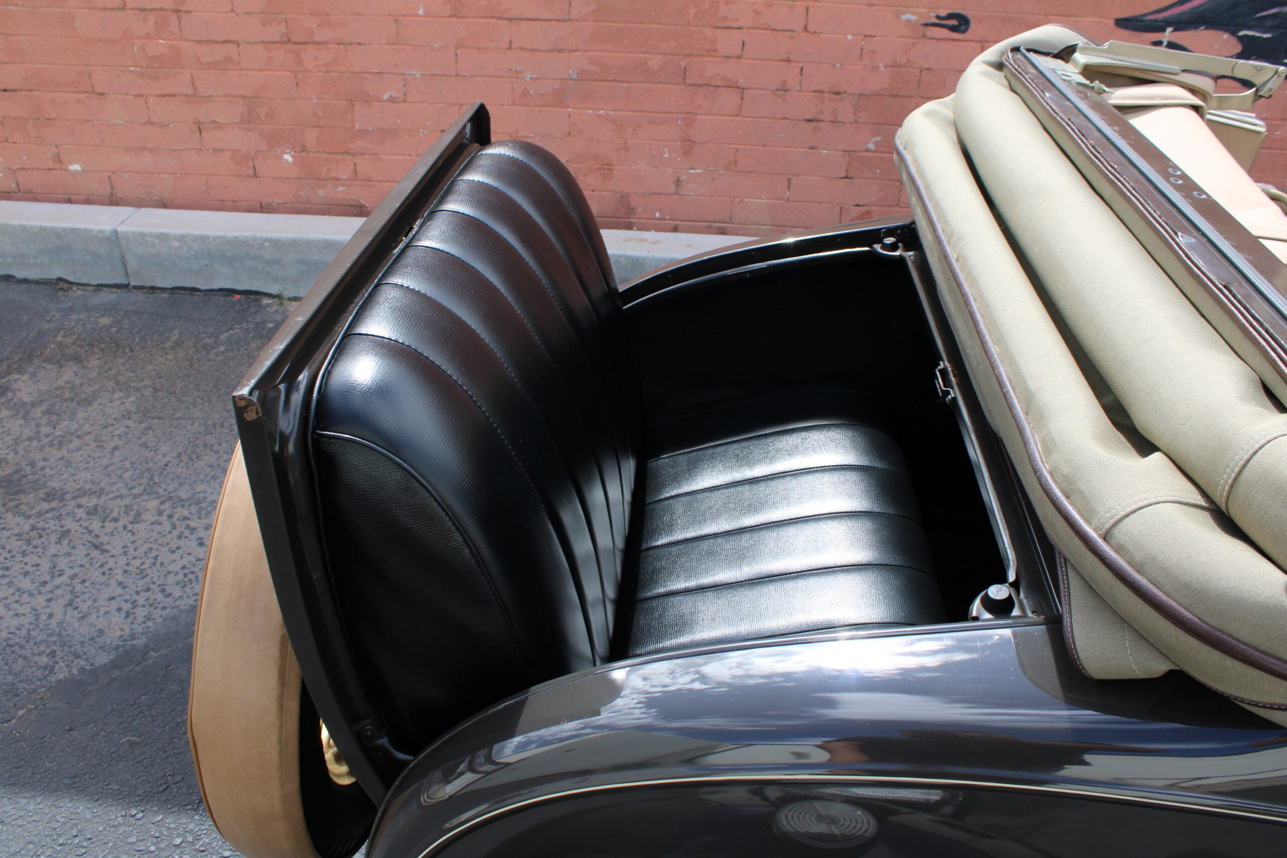 1930 Ford Model A Cabriolet