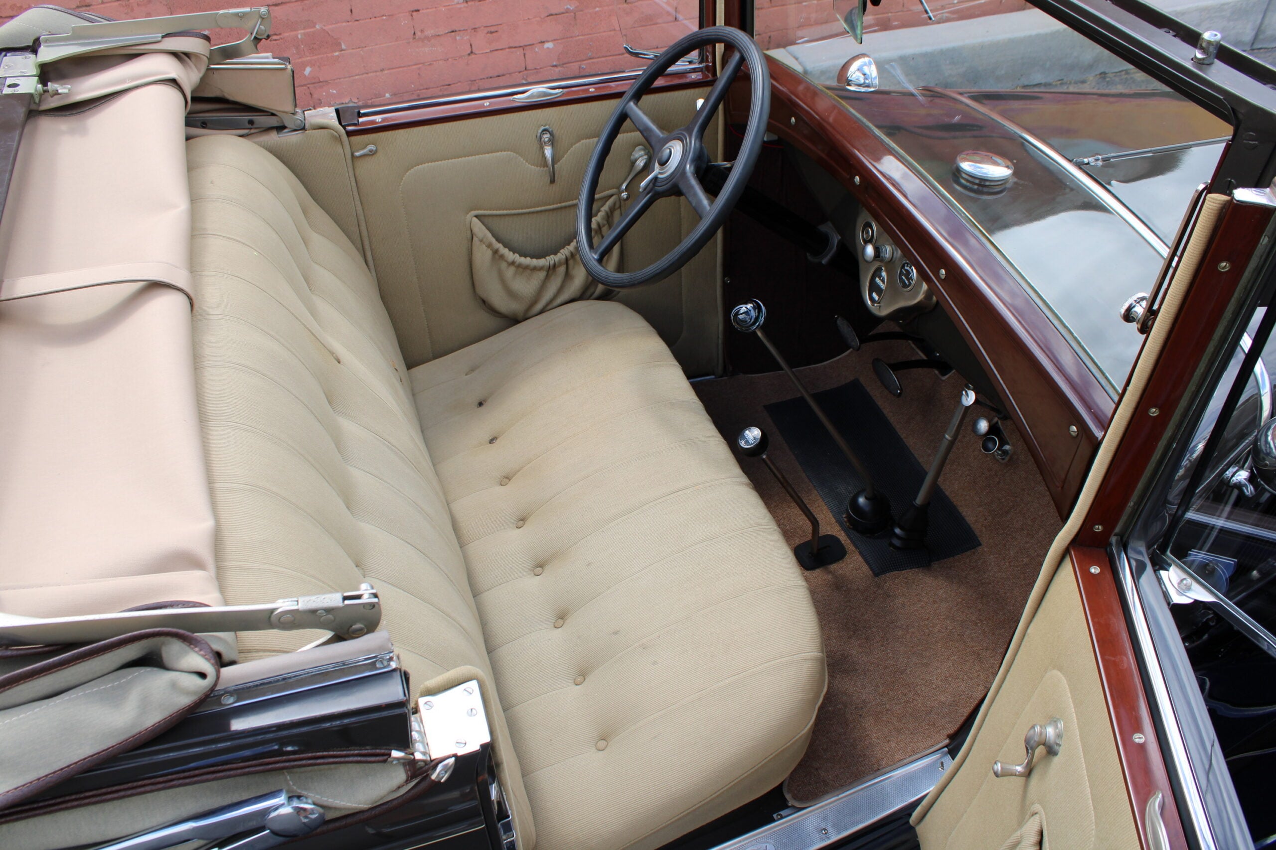 1930 Ford Model A Cabriolet