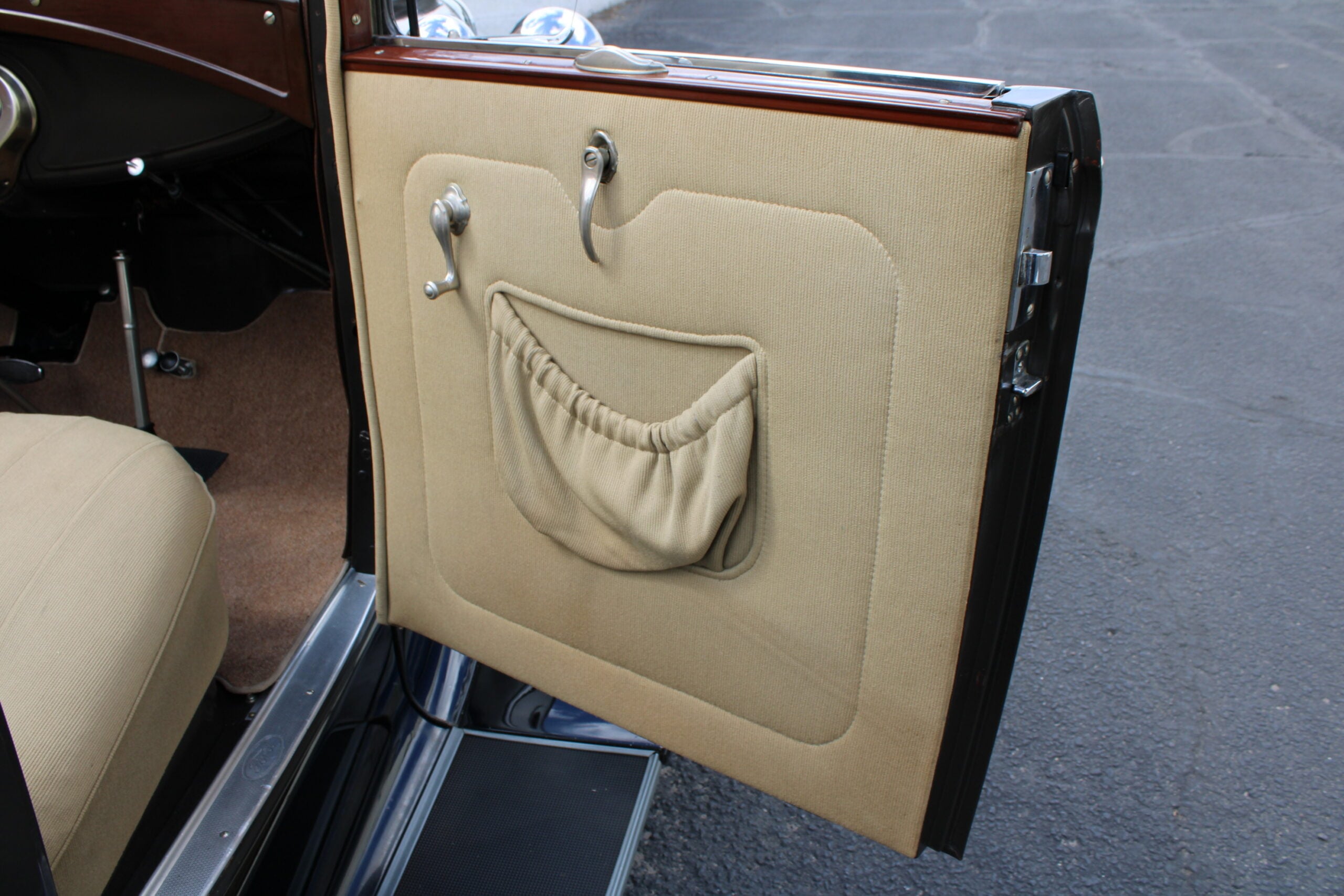 1930 Ford Model A Cabriolet