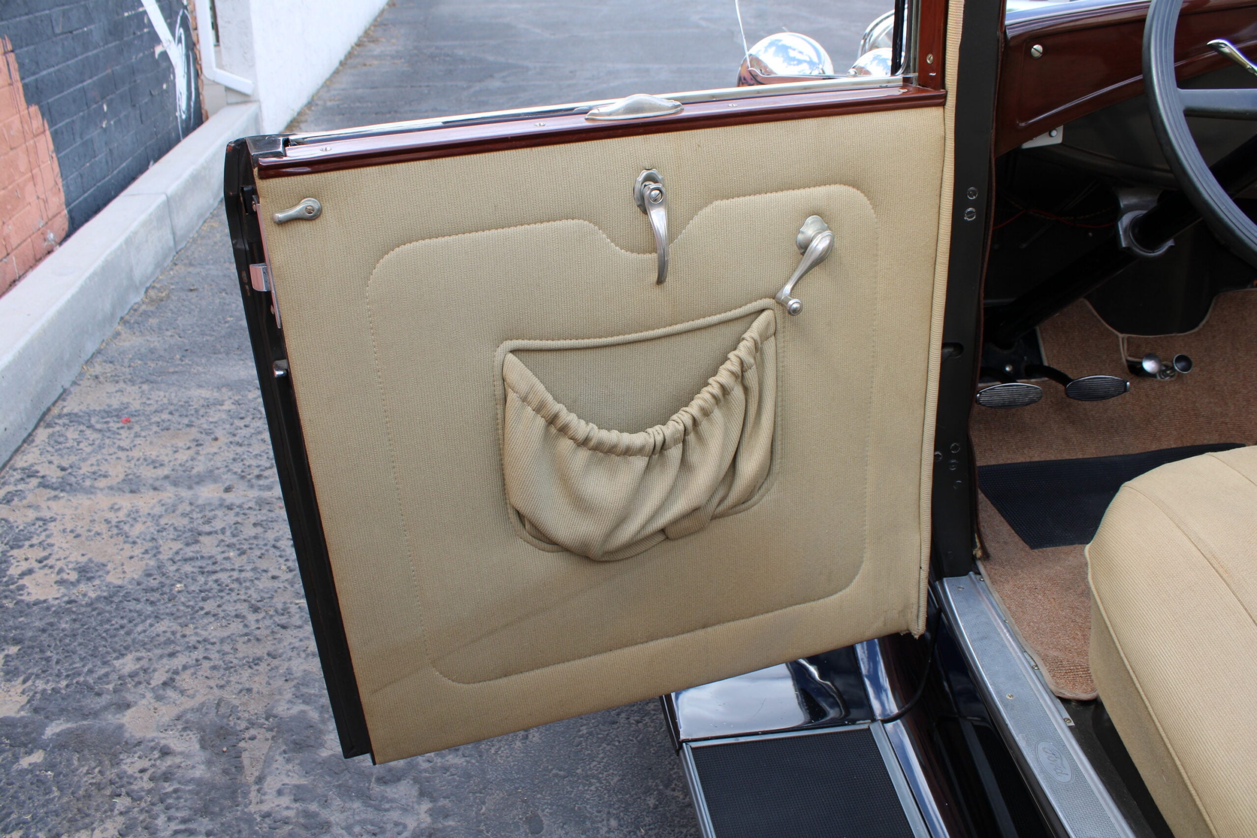 1930 Ford Model A Cabriolet