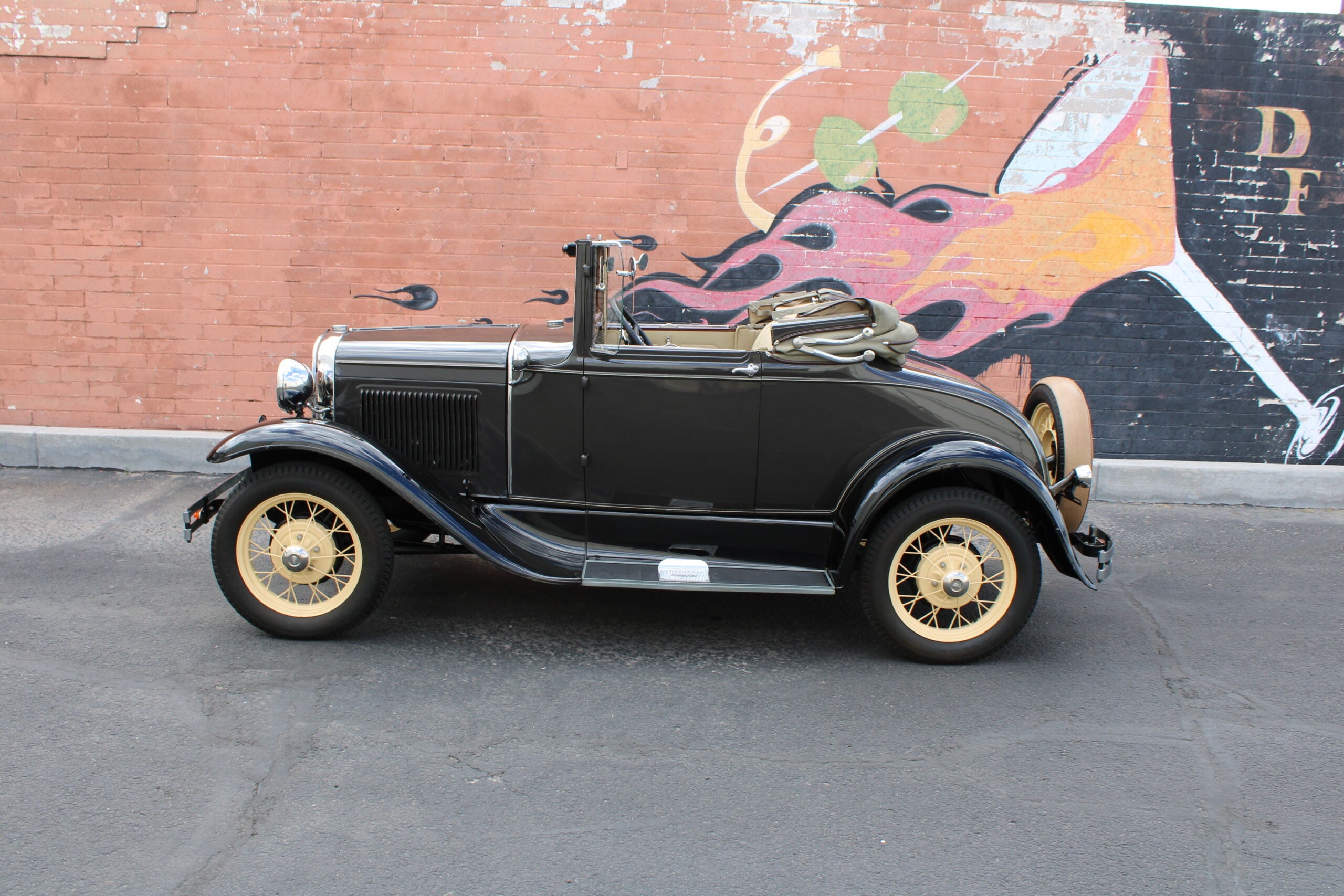1930 Ford Model A Cabriolet