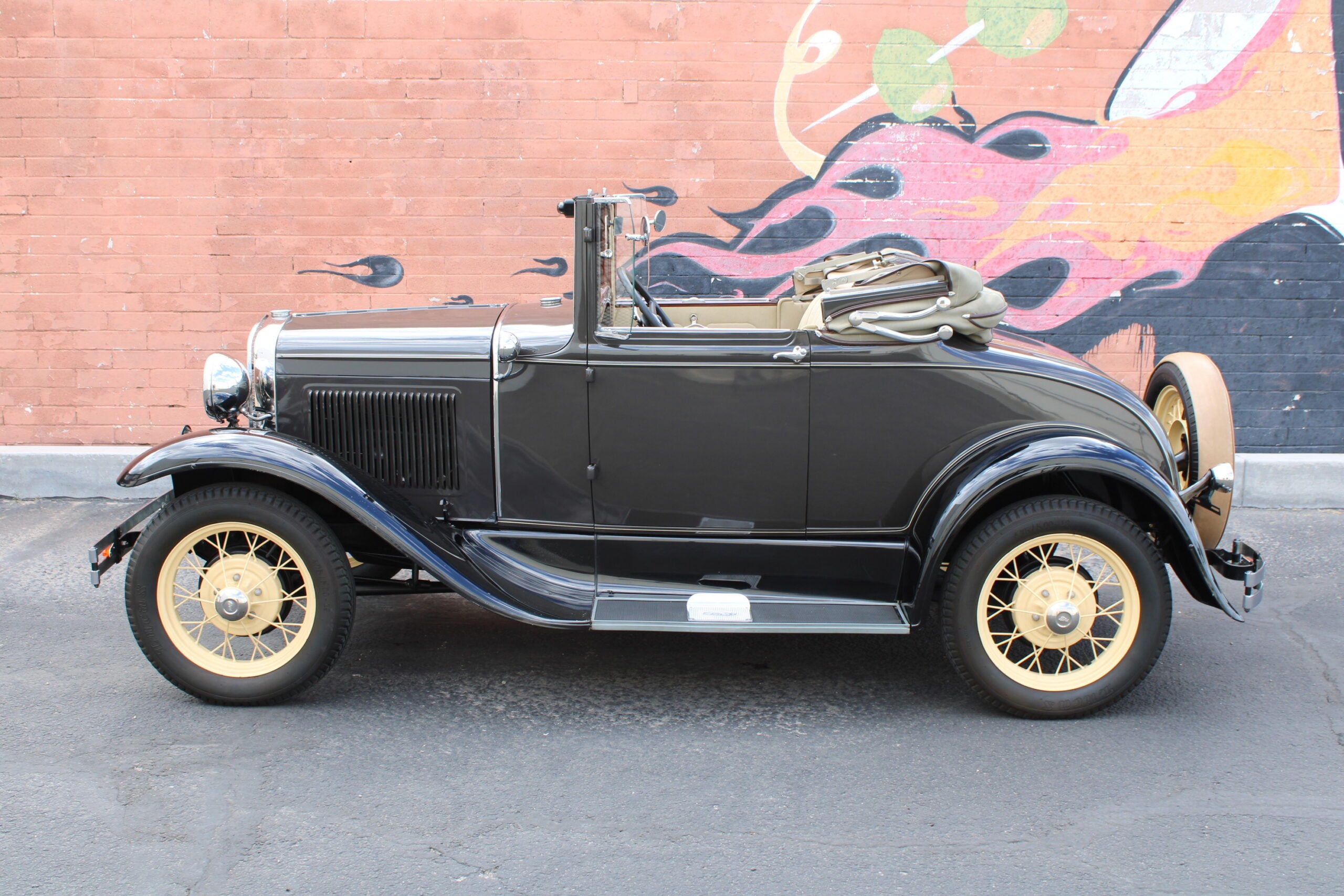 1930 Ford Model A Cabriolet