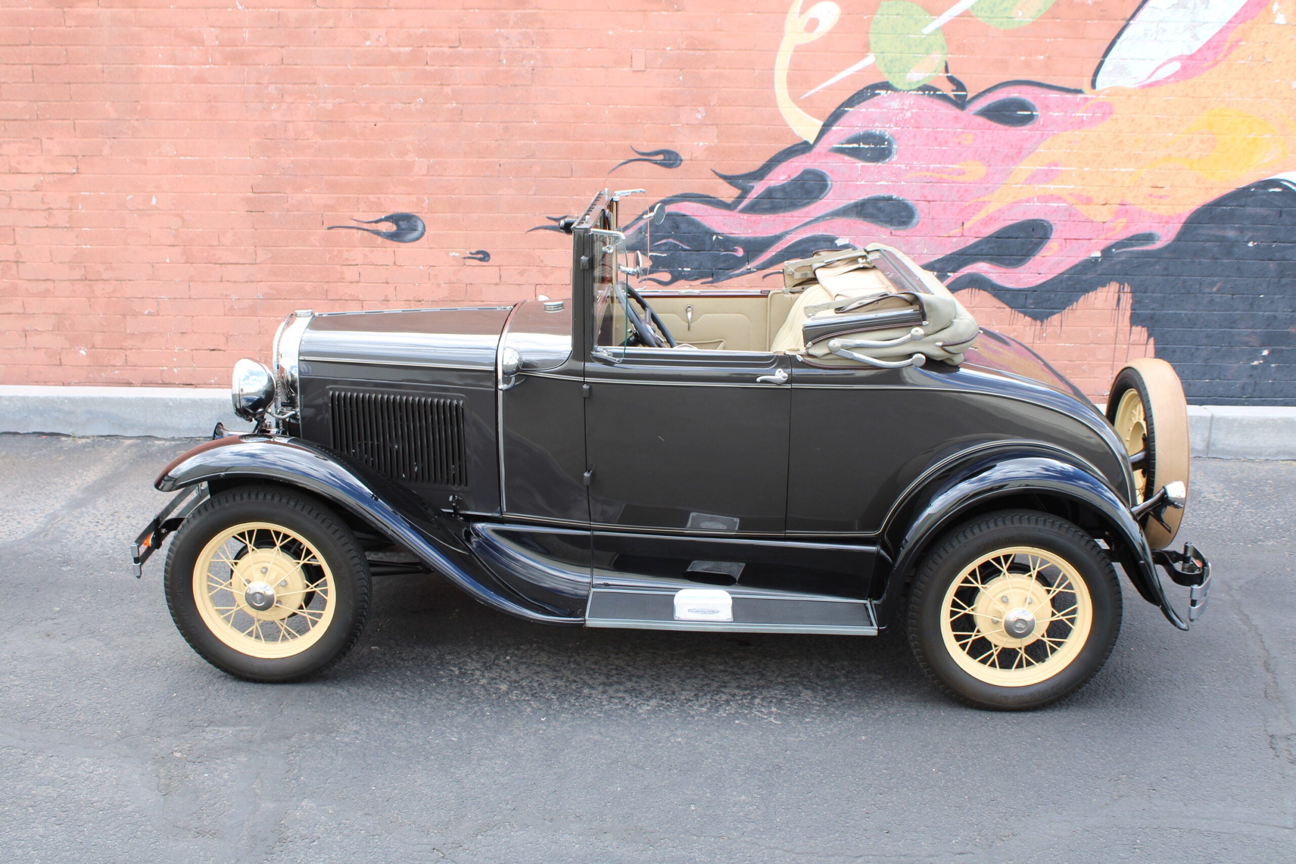 1930 Ford Model A Cabriolet