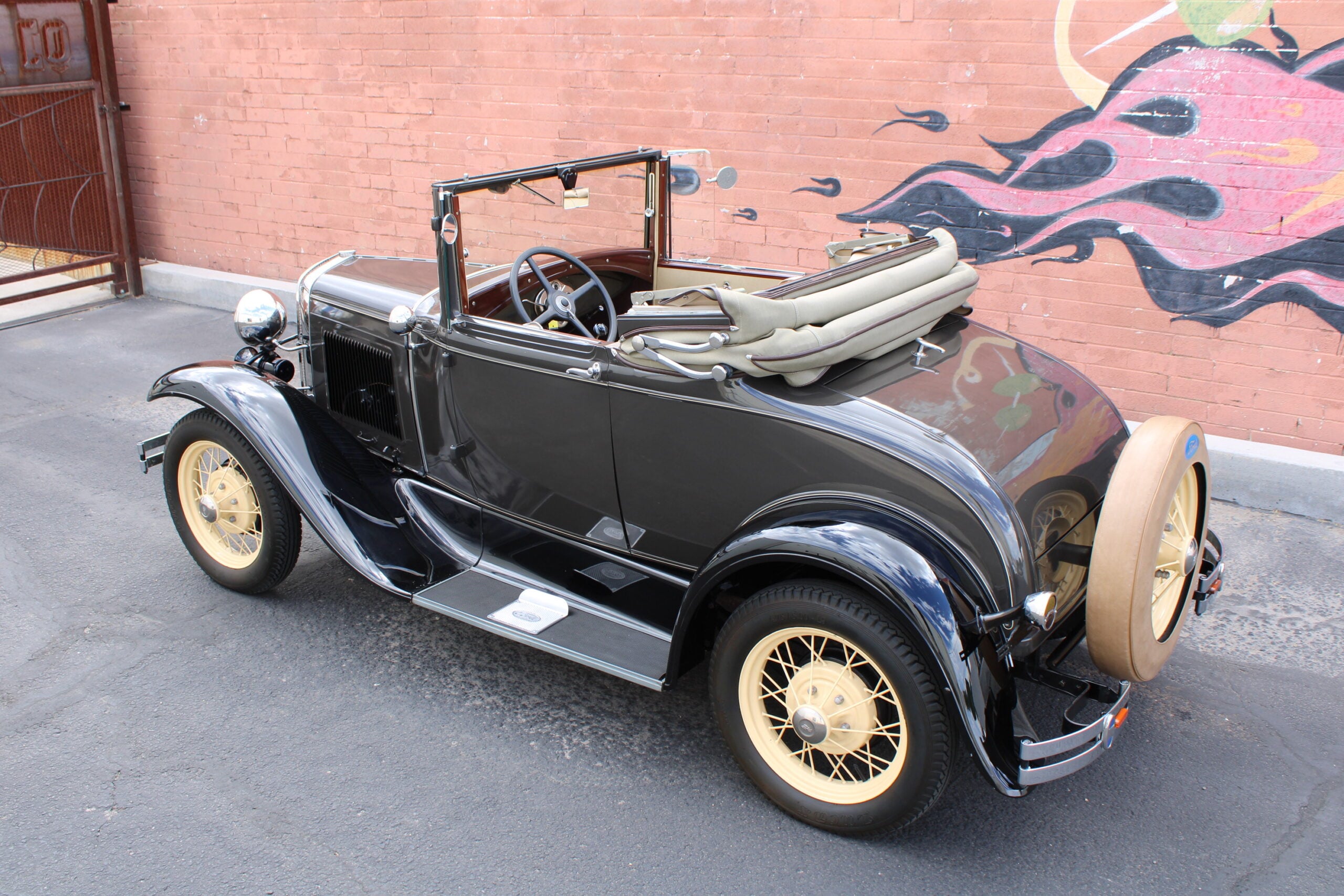 1930 Ford Model A Cabriolet